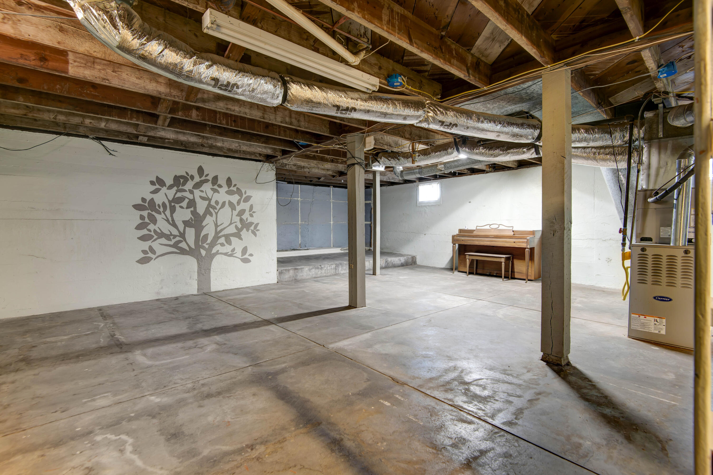 2424 North Broadway Avenue Property Photo 16