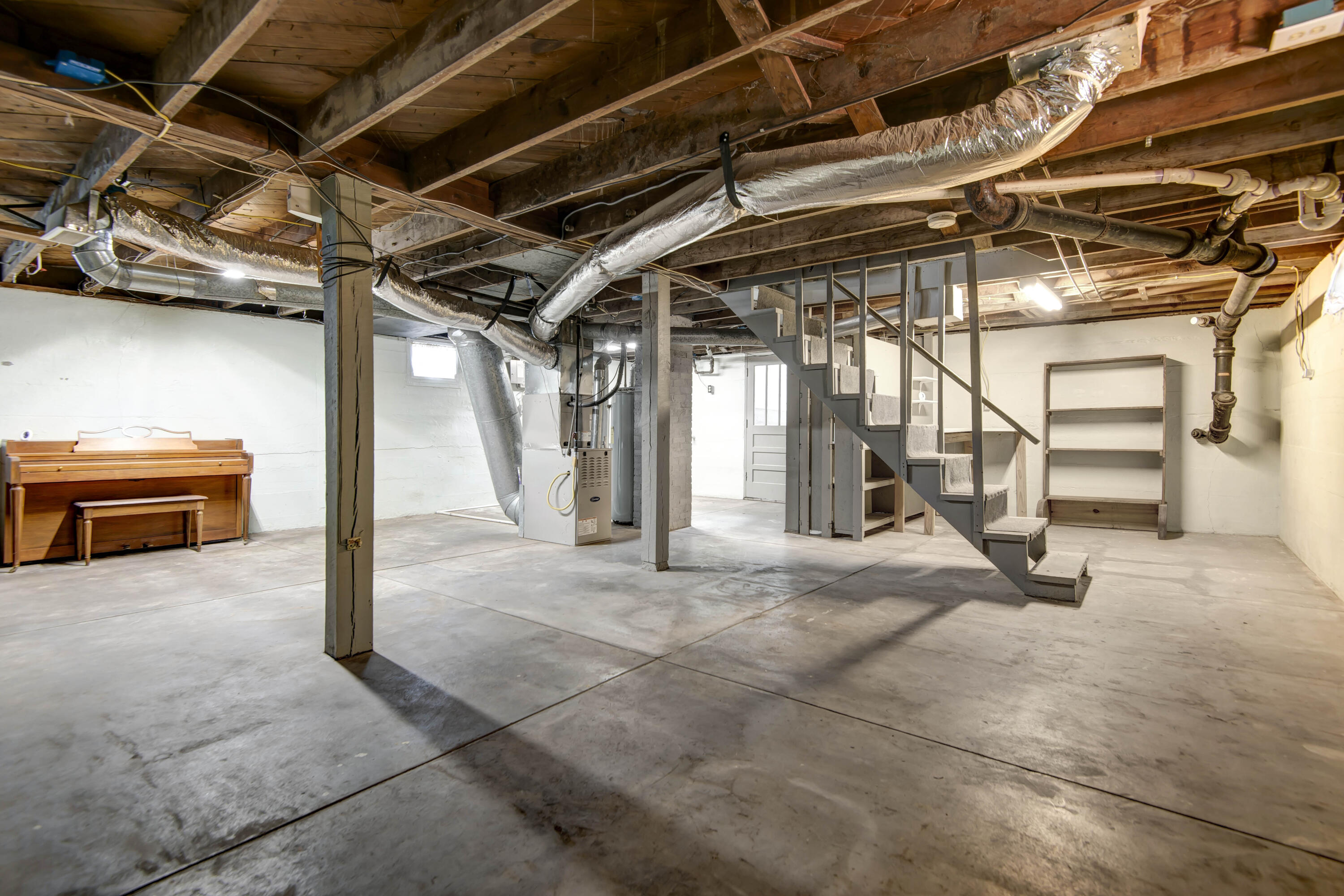 2424 North Broadway Avenue Property Photo 17