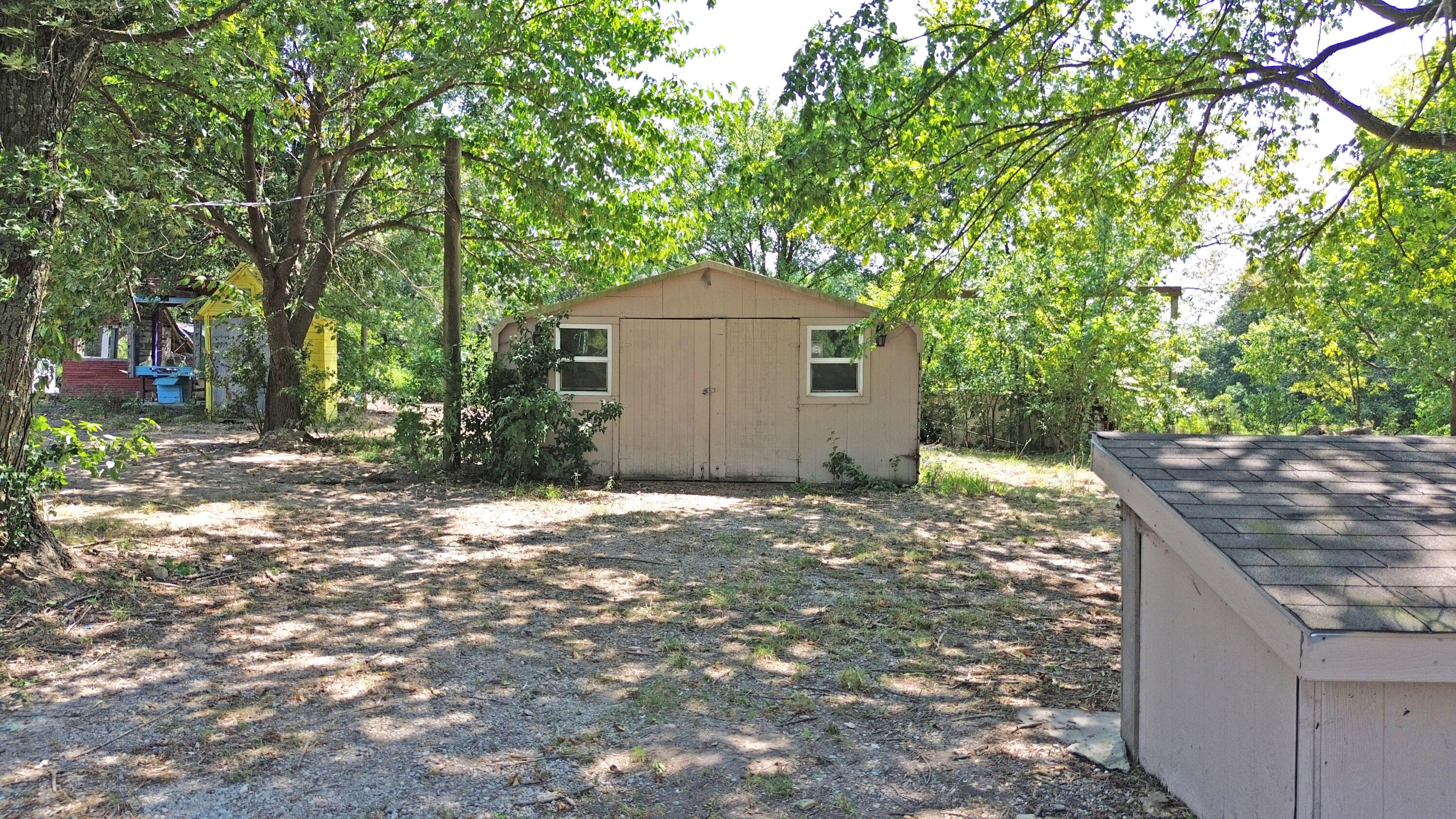 16307 Farm Road 2110 Property Photo 36