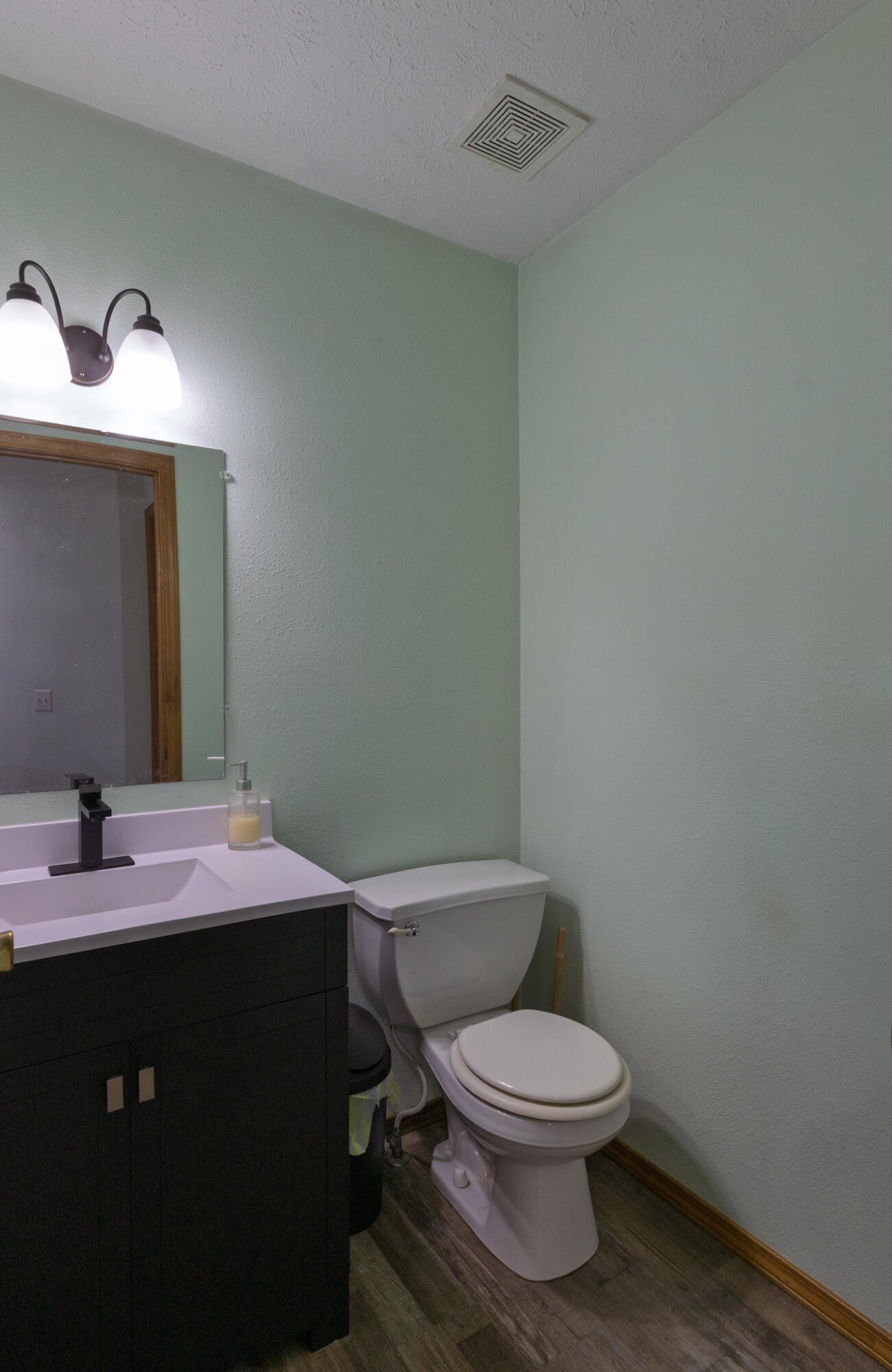 403 East Halsey Street Property Photo 16