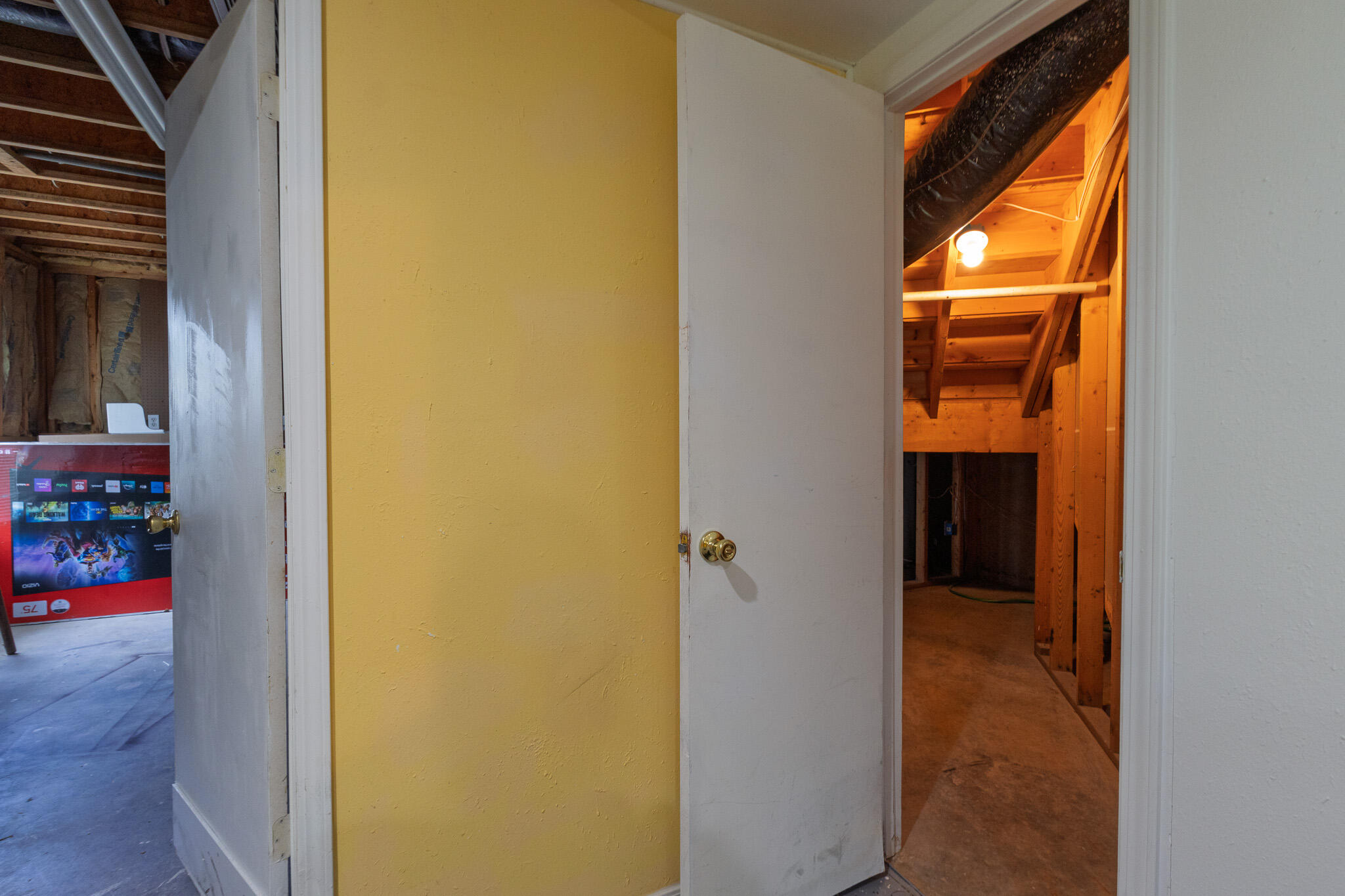 403 East Halsey Street Property Photo 40
