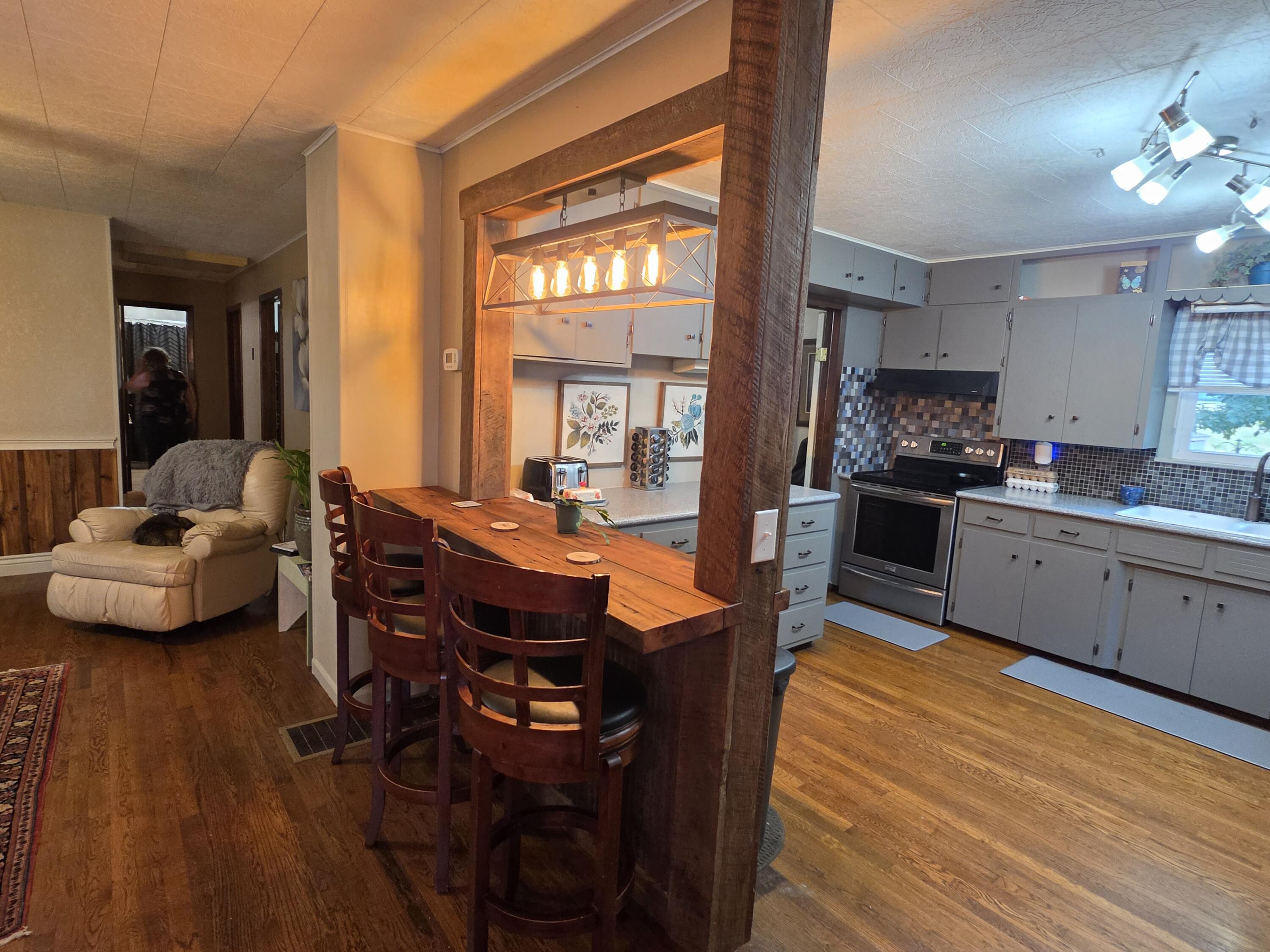 10281 Lawrence 1240 Property Photo 23