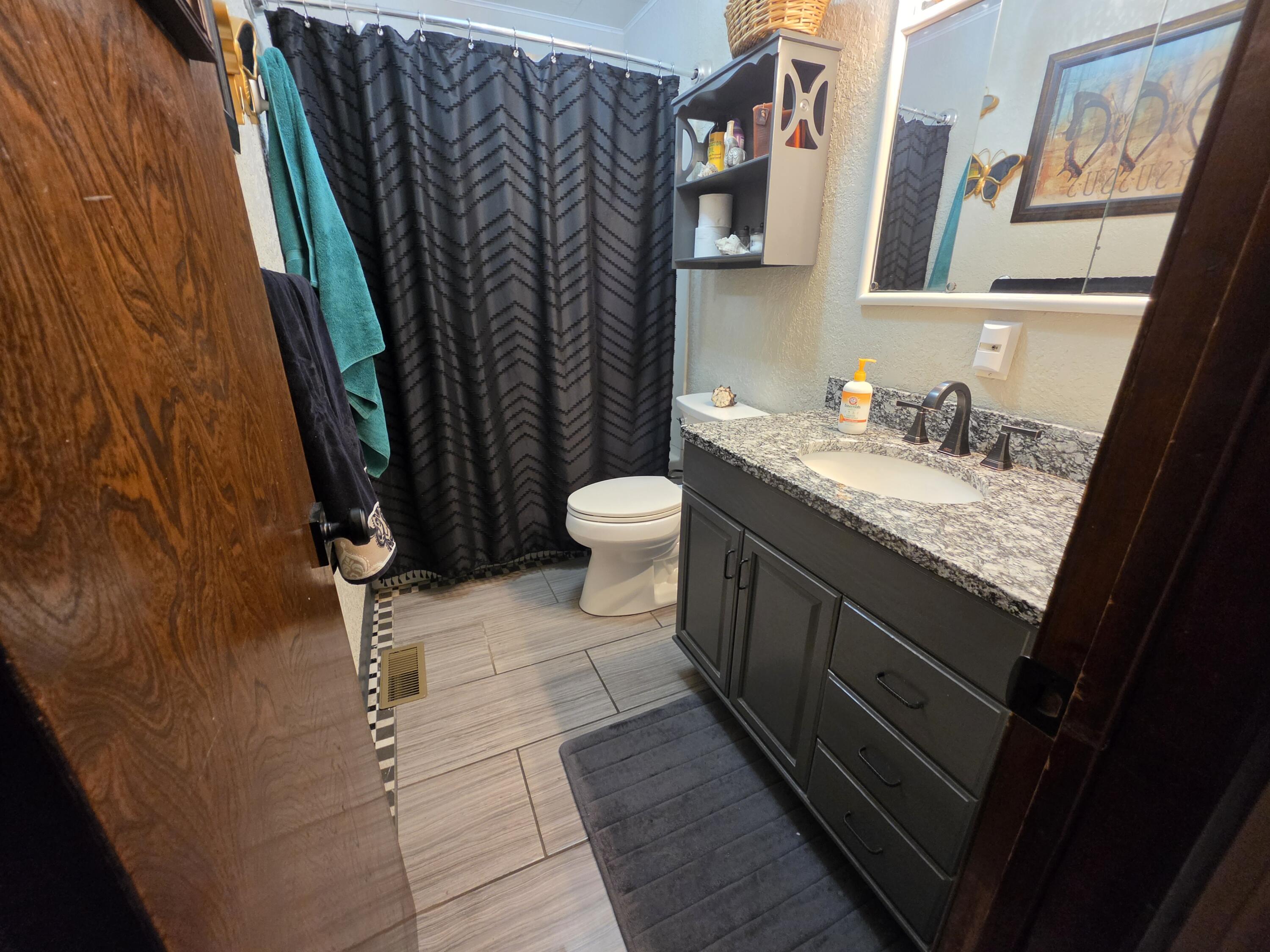 10281 Lawrence 1240 Property Photo 39