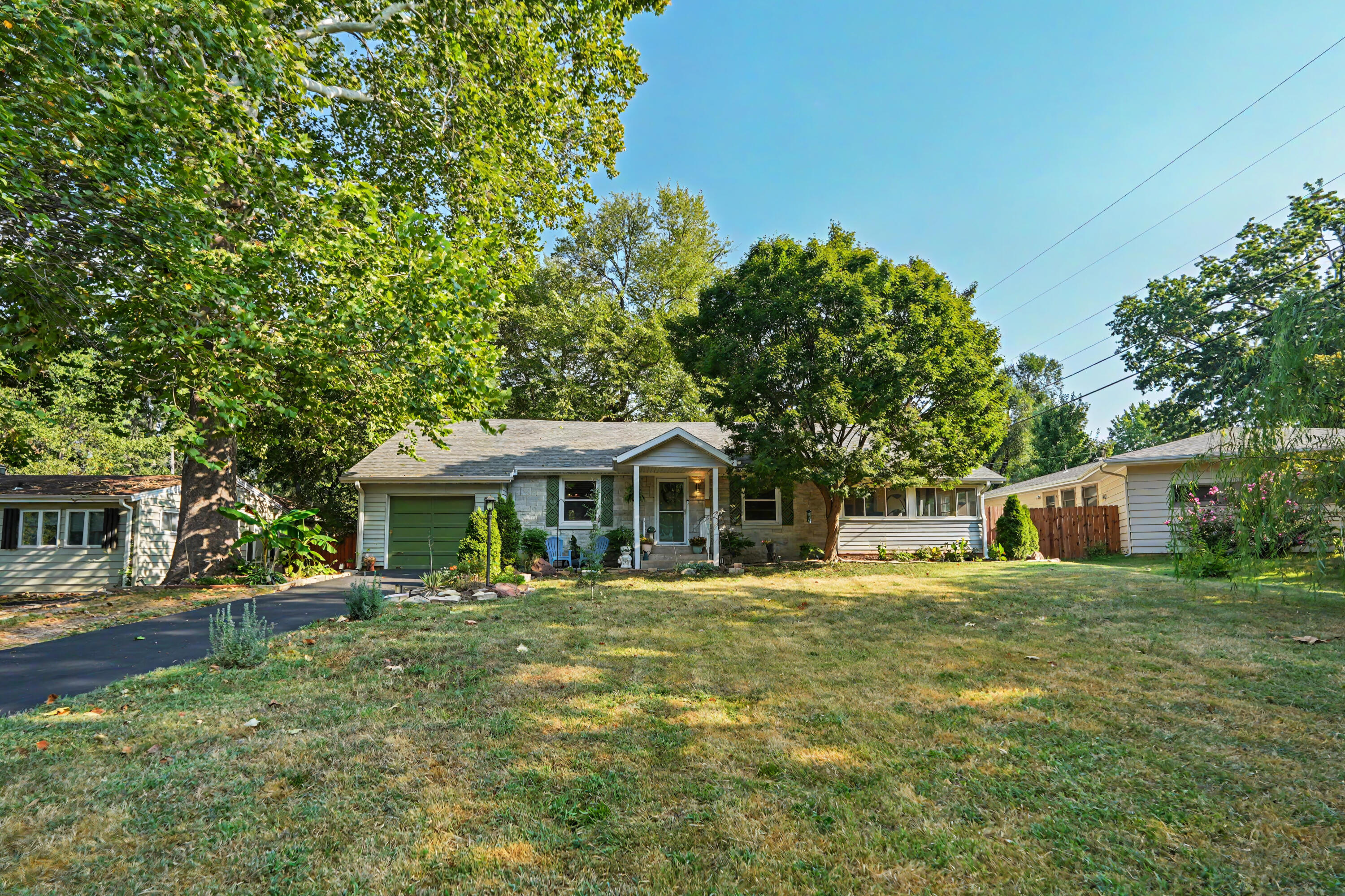 2039 East Wayland Street Property Photo 4
