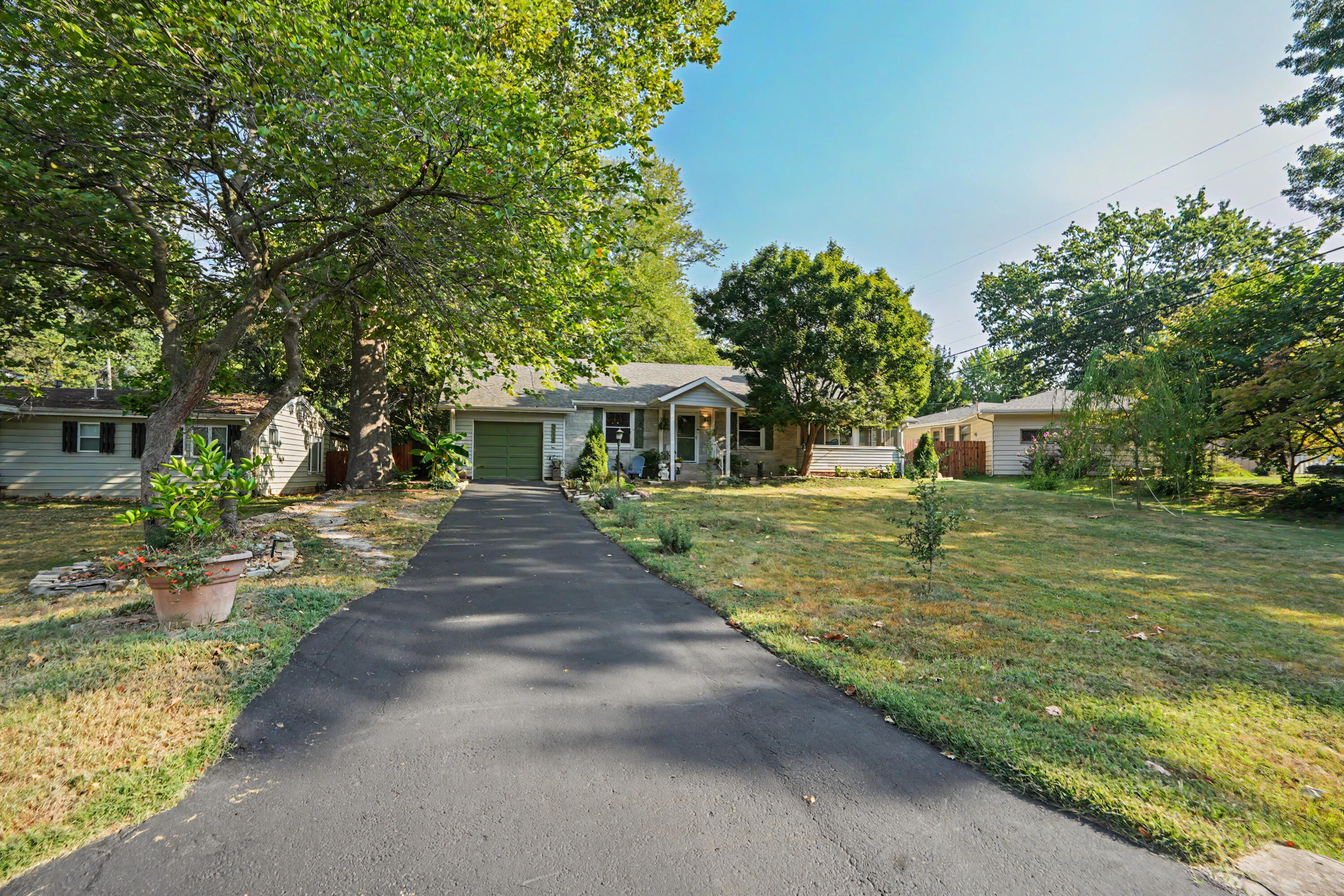 2039 East Wayland Street Property Photo 5