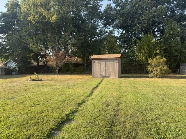 807 East 16th Street Property Photo 37