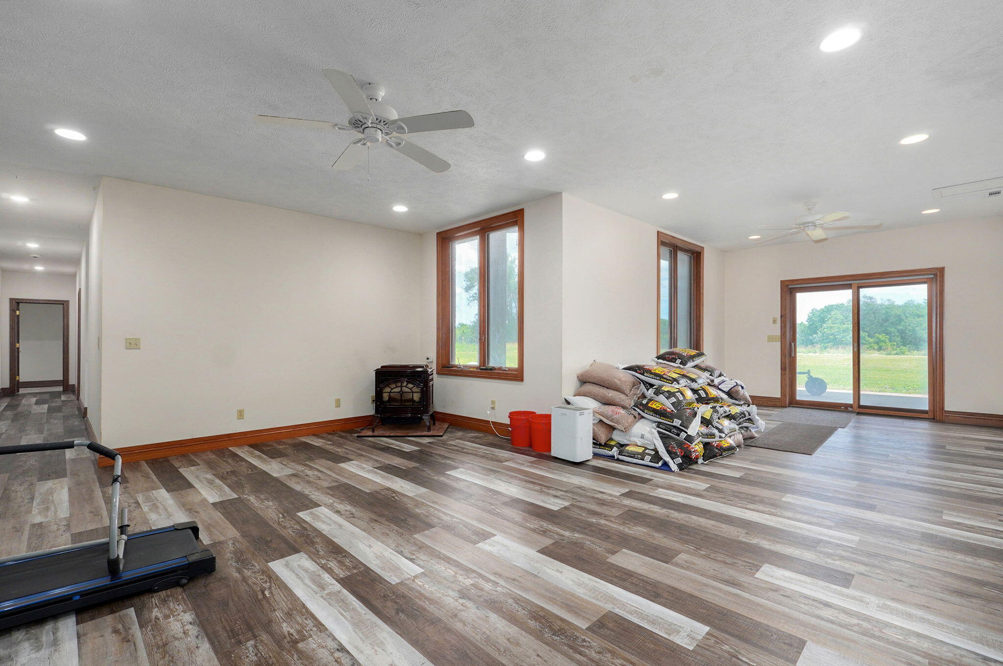 9215 West Farm Road 94 Property Photo 33
