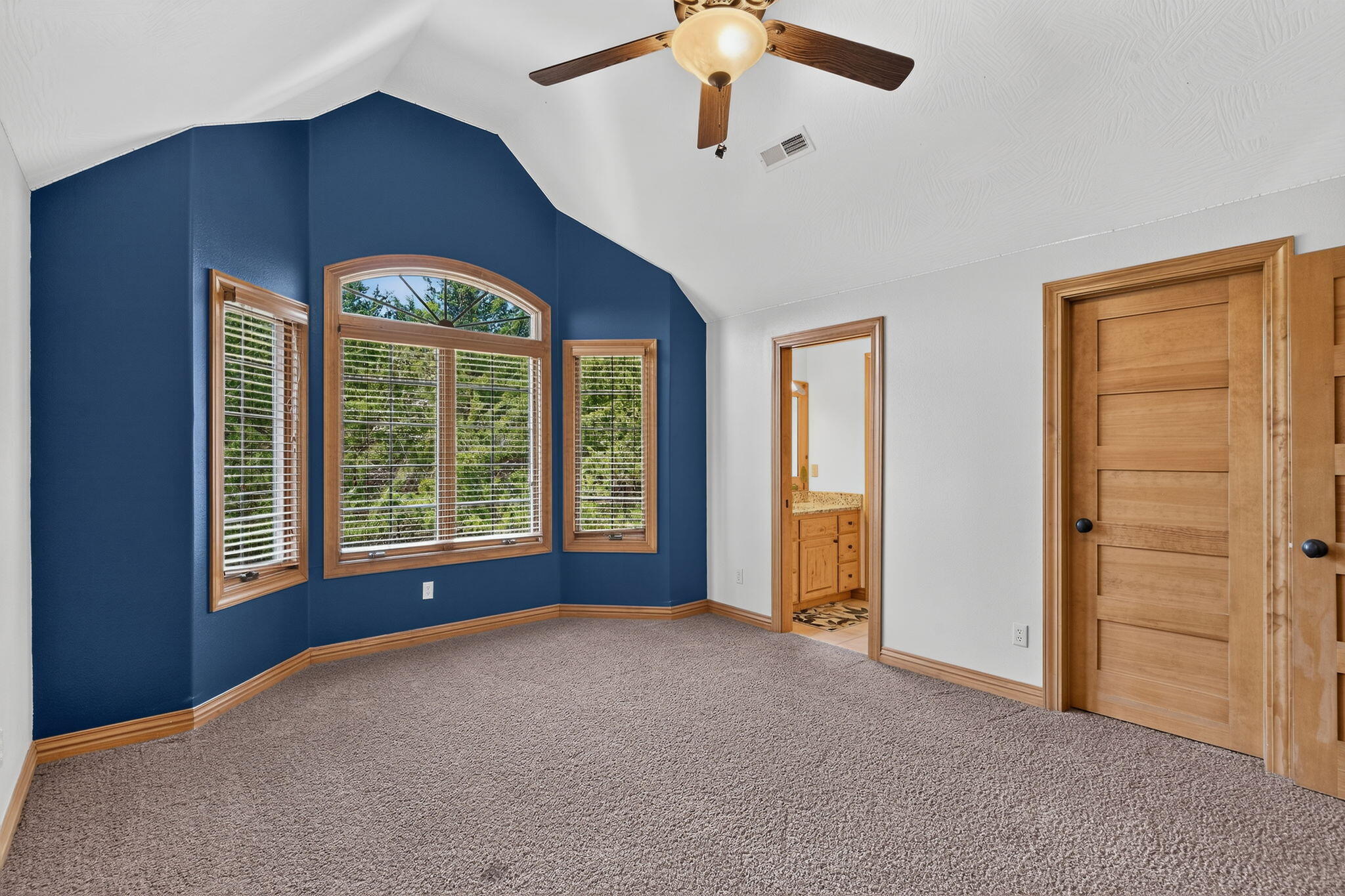 330 River Rock Road Property Photo 31