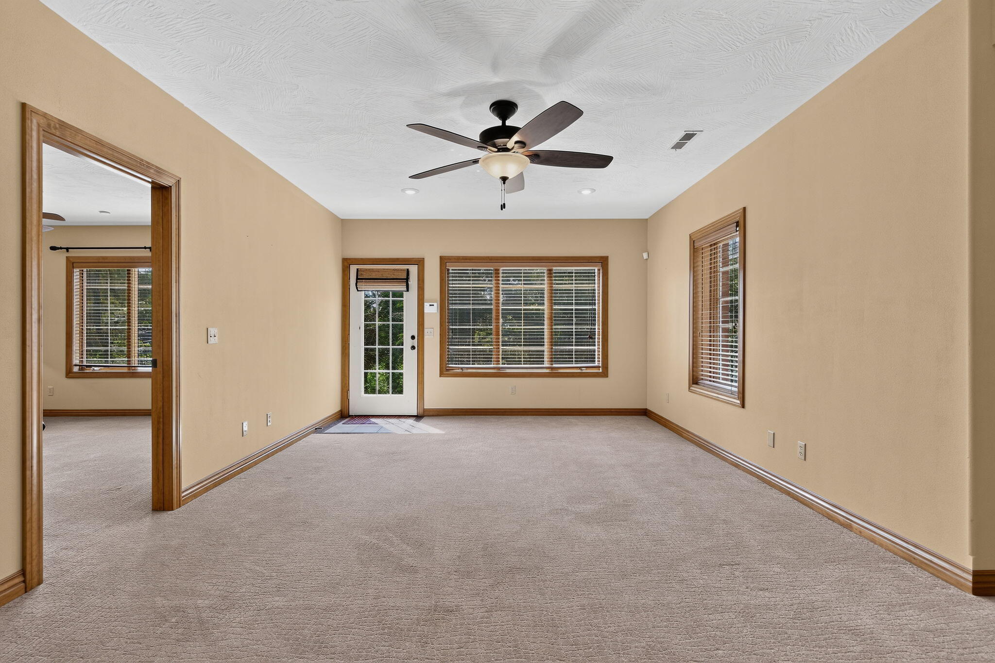 330 River Rock Road Property Photo 37
