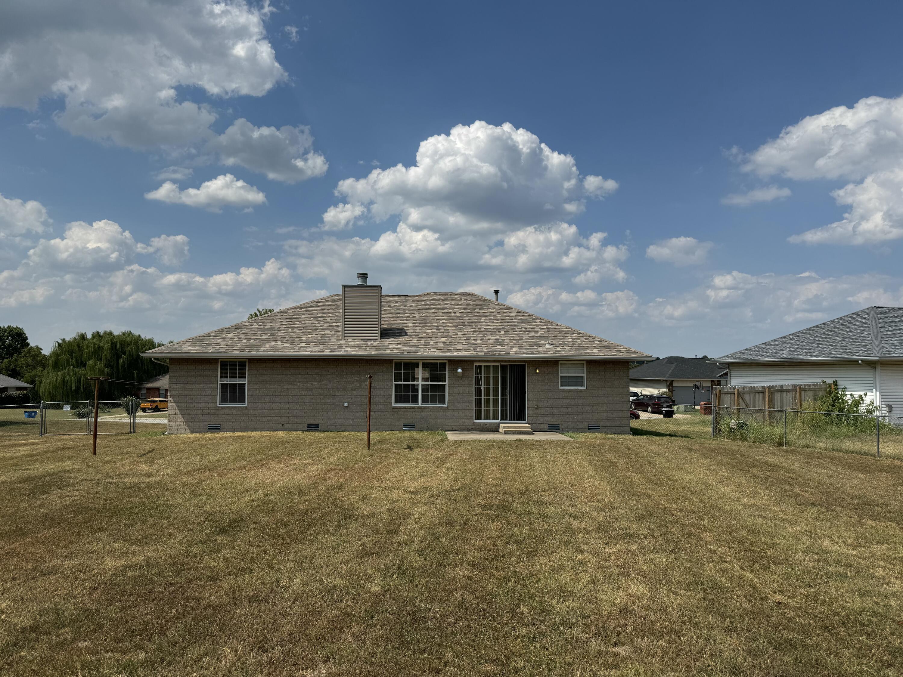 3802 West Greenway Drive Property Photo 18