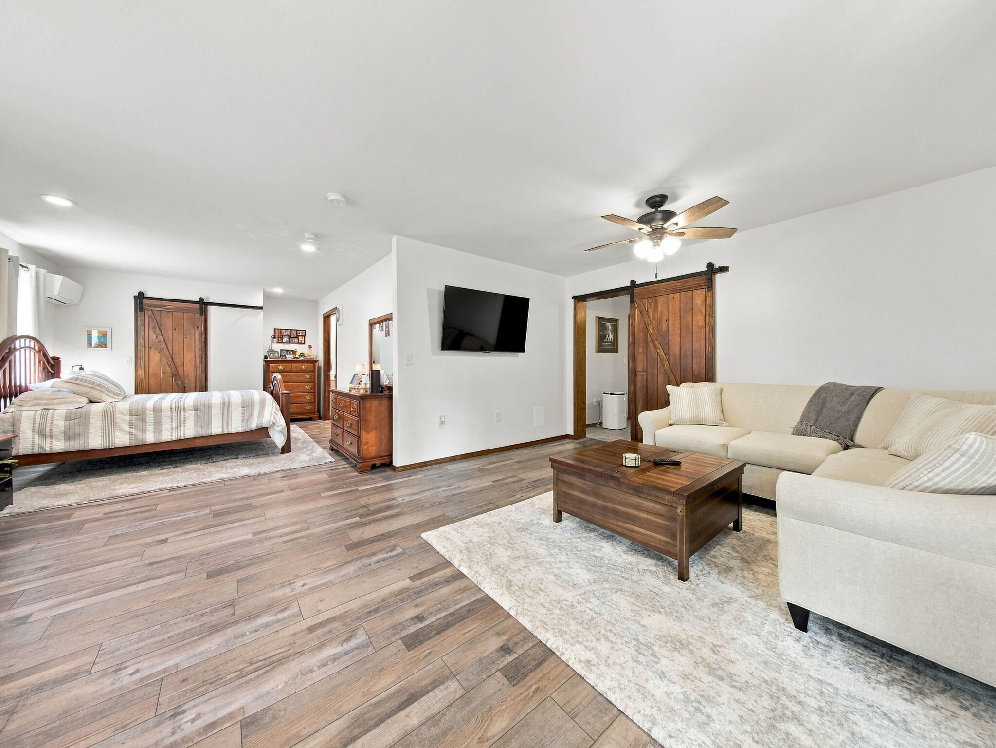 426 Stock Drive Property Photo 13