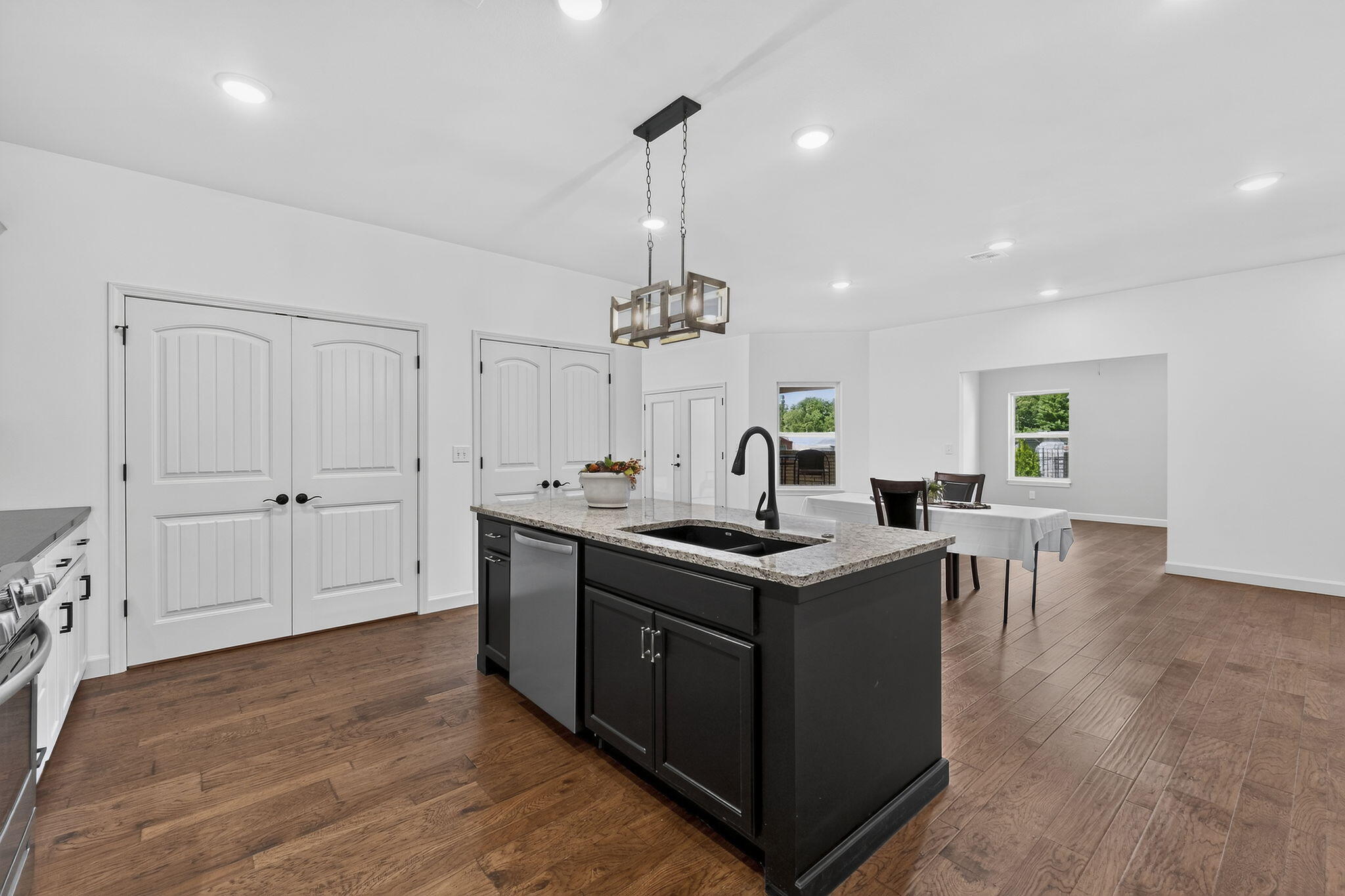 60332869 Property Photo 8