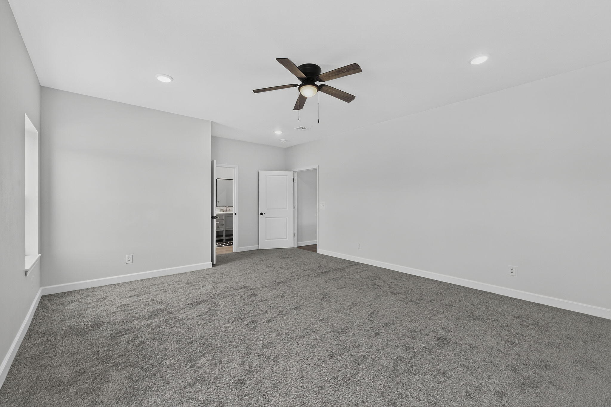 60332869 Property Photo 10