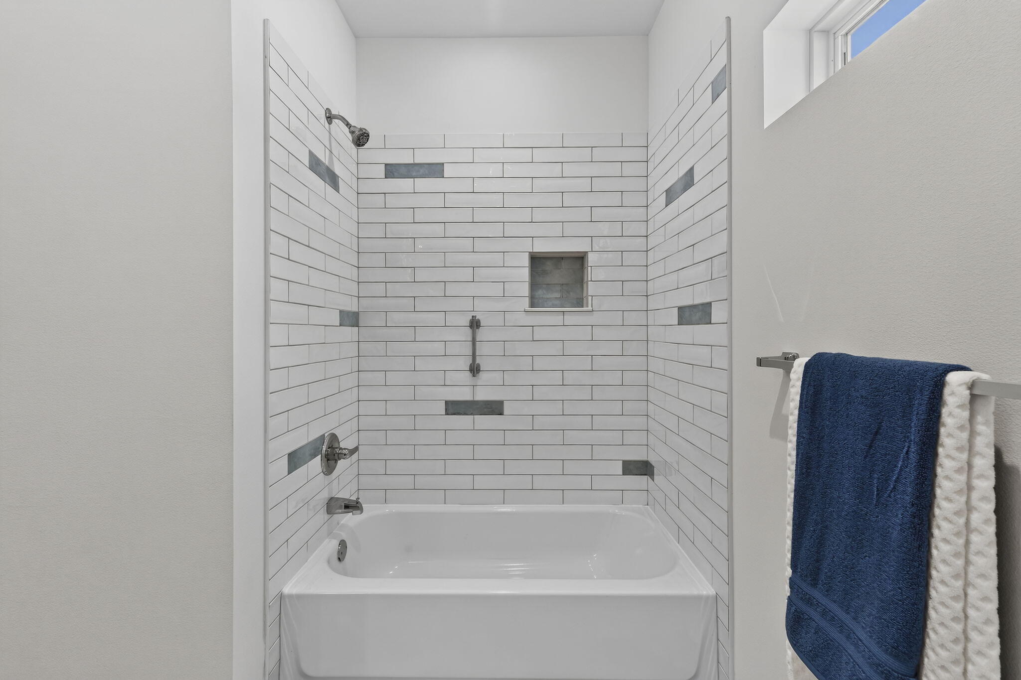 60332869 Property Photo 18