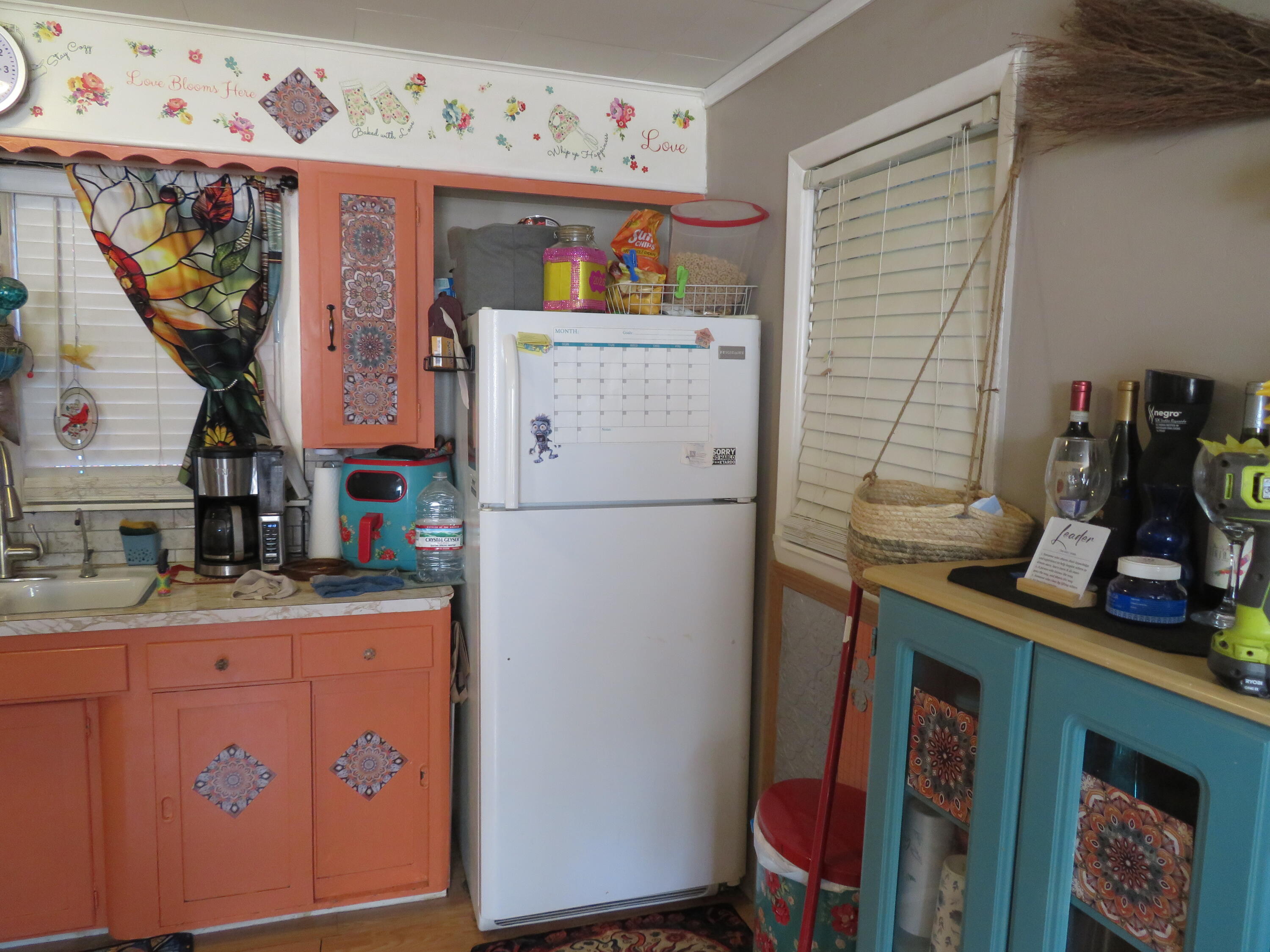 200 East Lee Street Property Photo 19