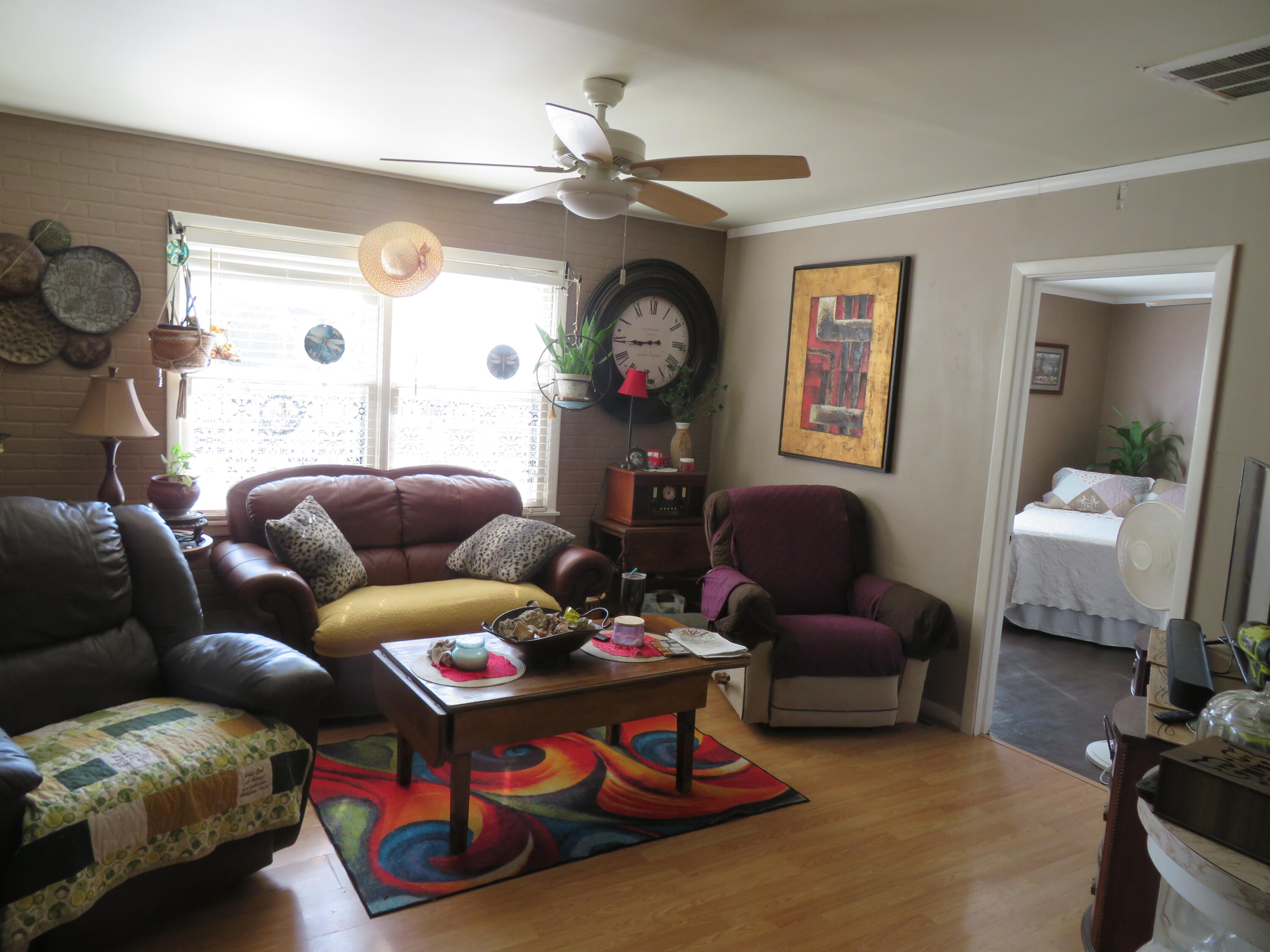 200 East Lee Street Property Photo 21