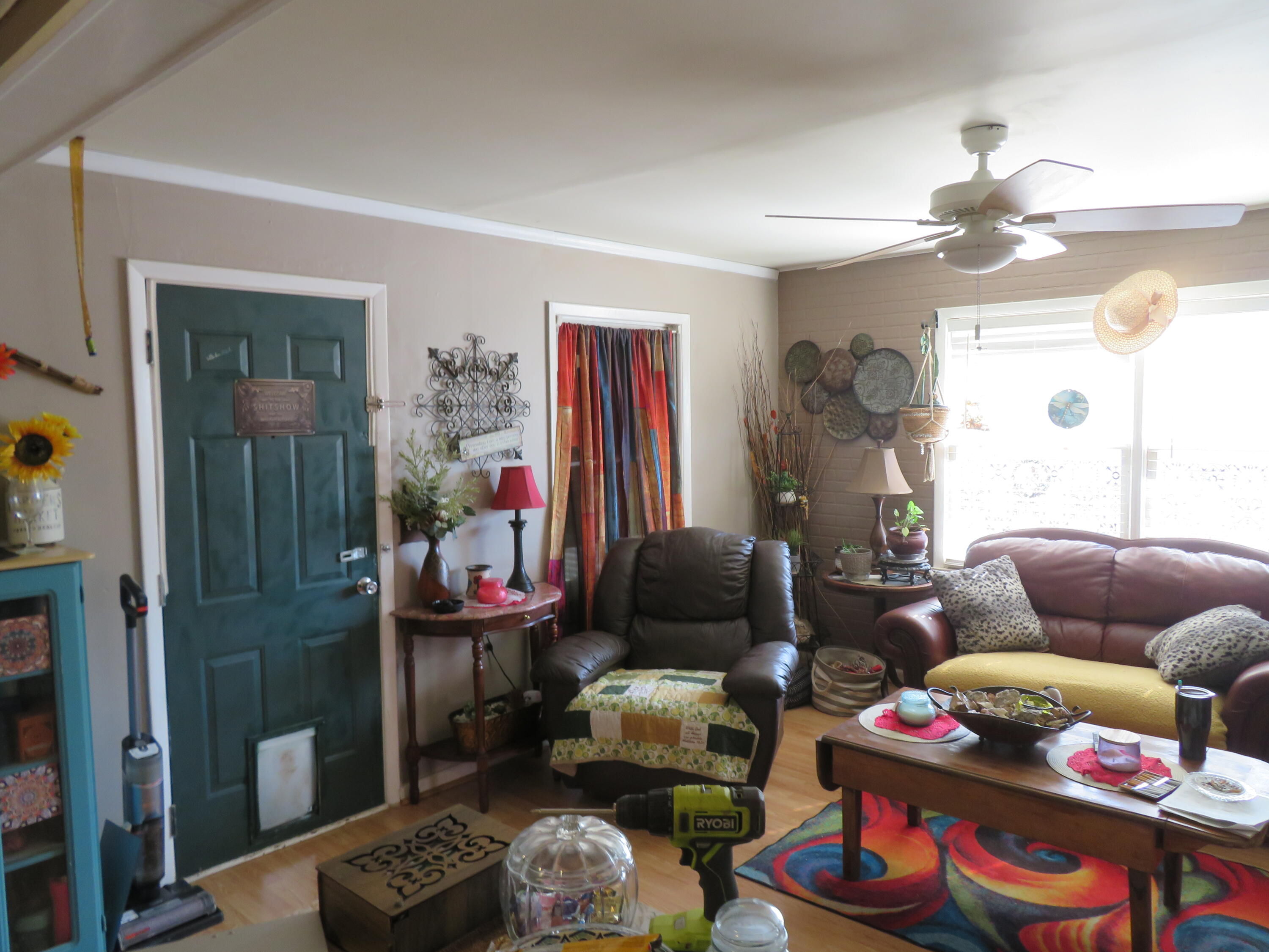 200 East Lee Street Property Photo 22