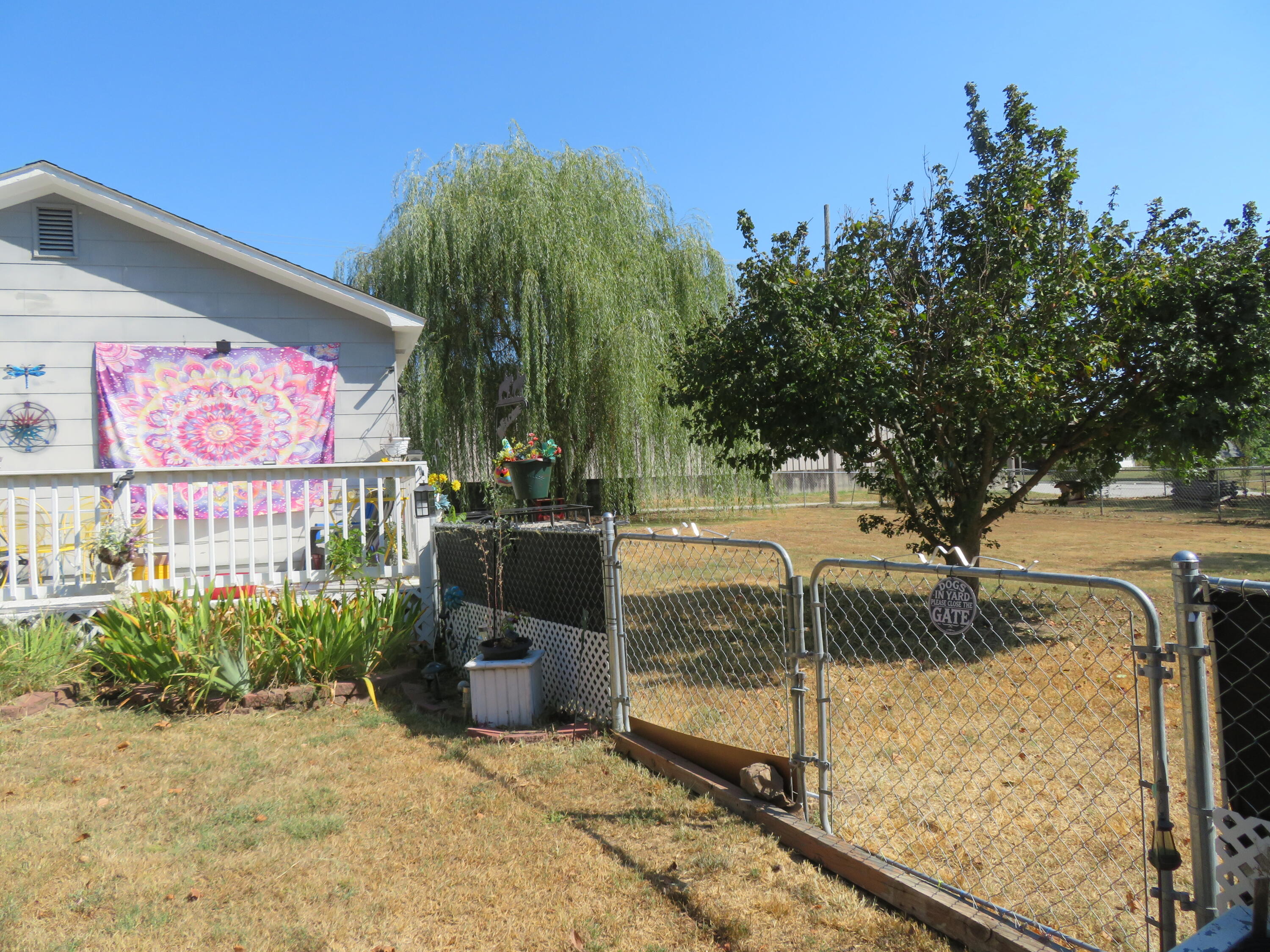 200 East Lee Street Property Photo 43
