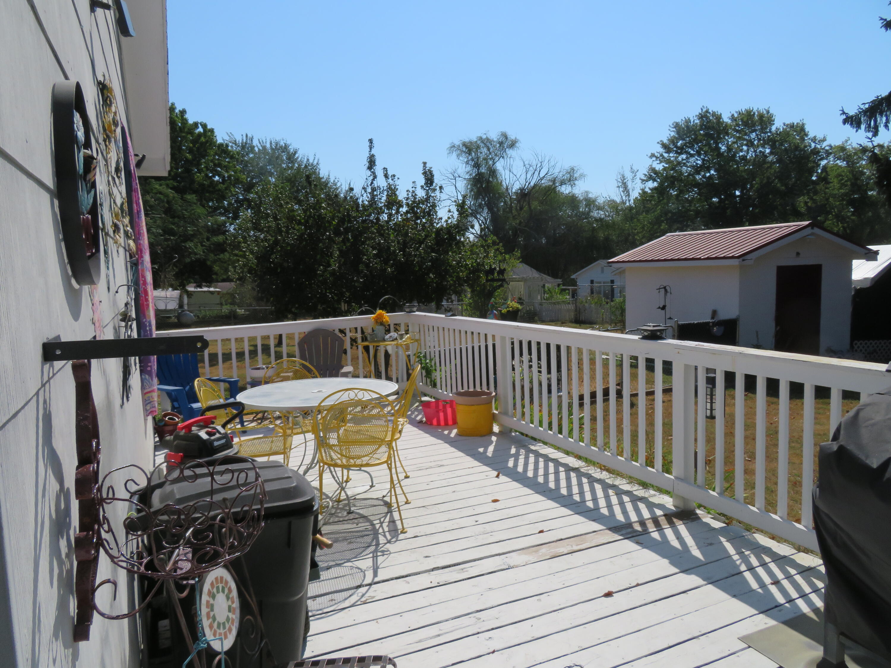 200 East Lee Street Property Photo 44