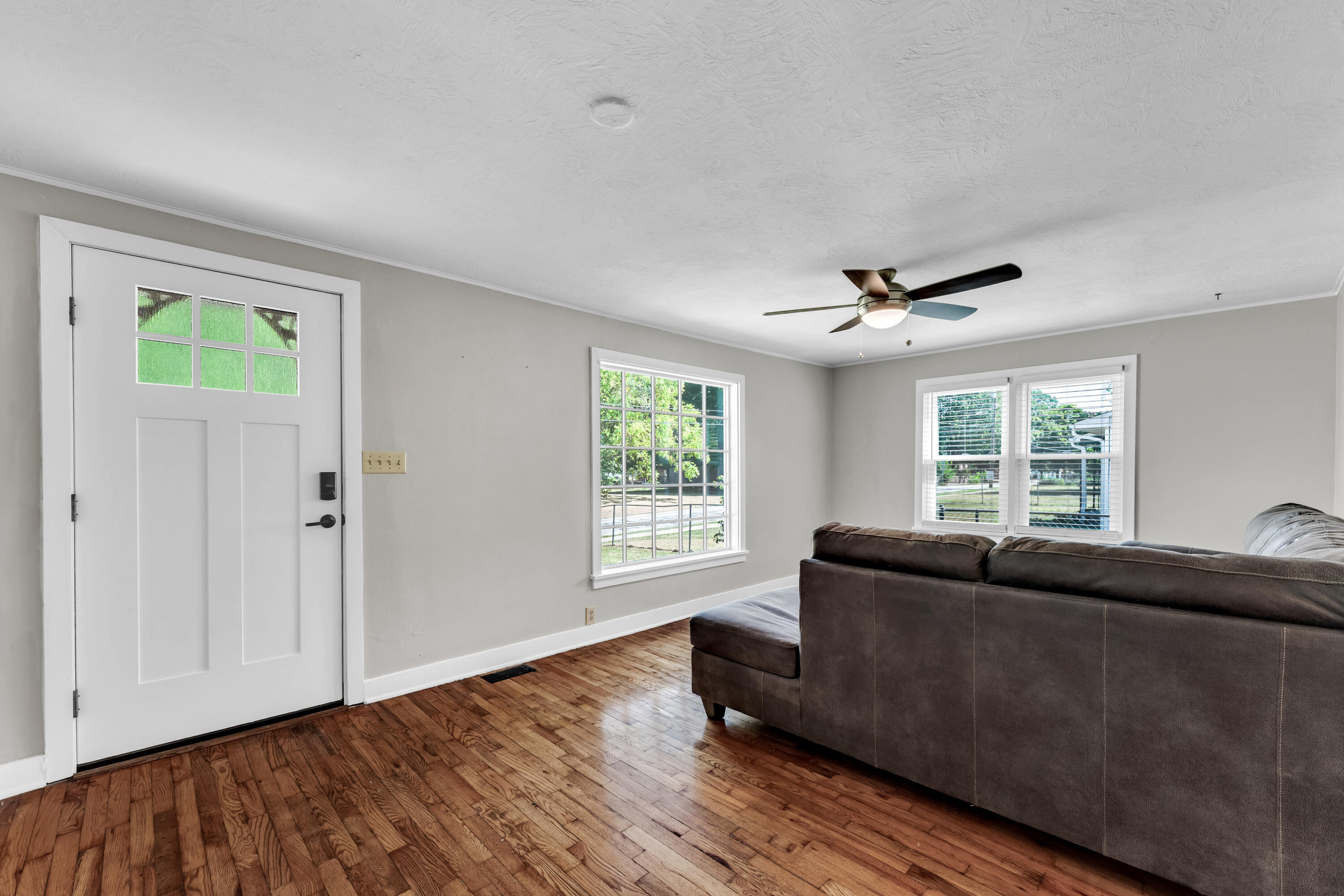 106 East Mount Vernon Road Property Photo 6