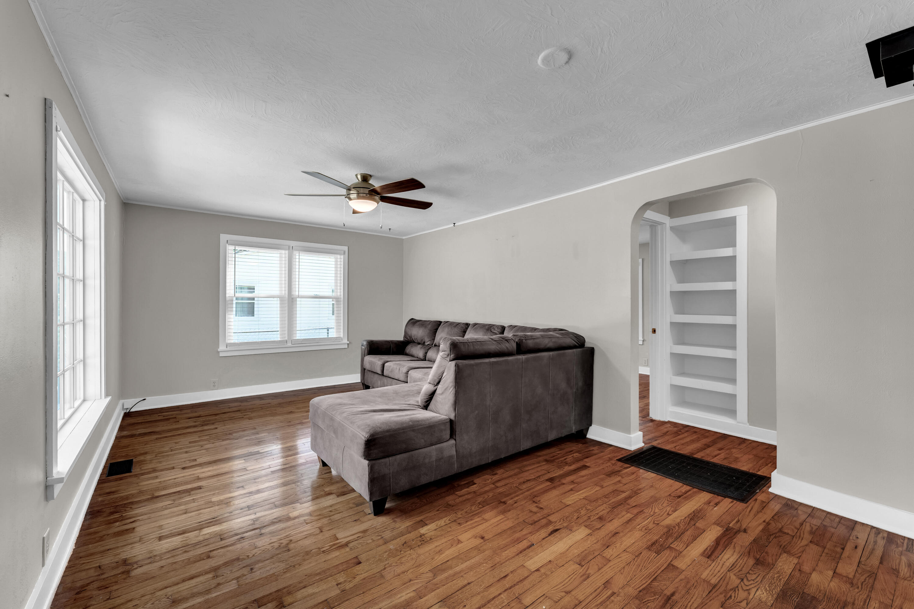 106 East Mount Vernon Road Property Photo 10