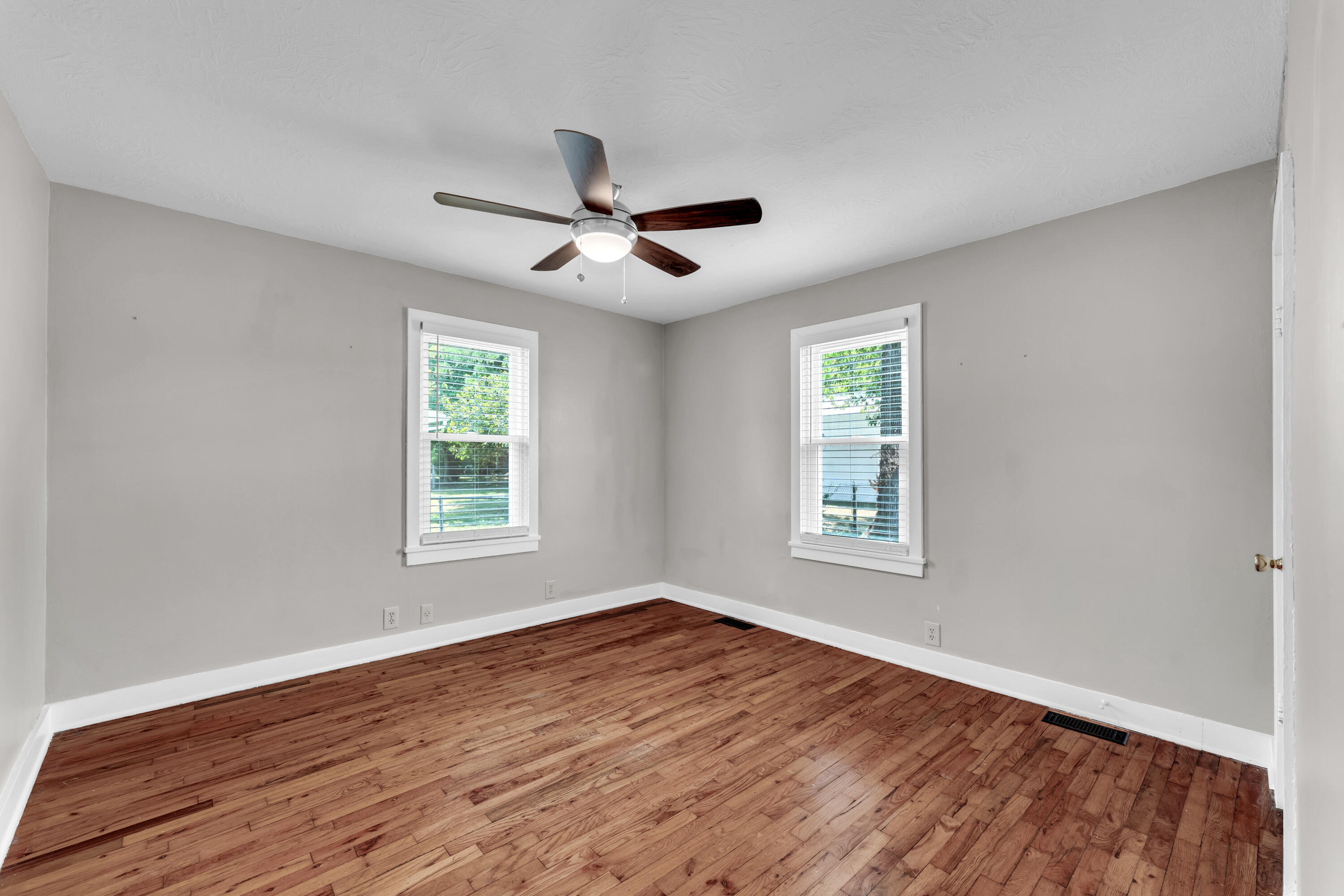 106 East Mount Vernon Road Property Photo 16