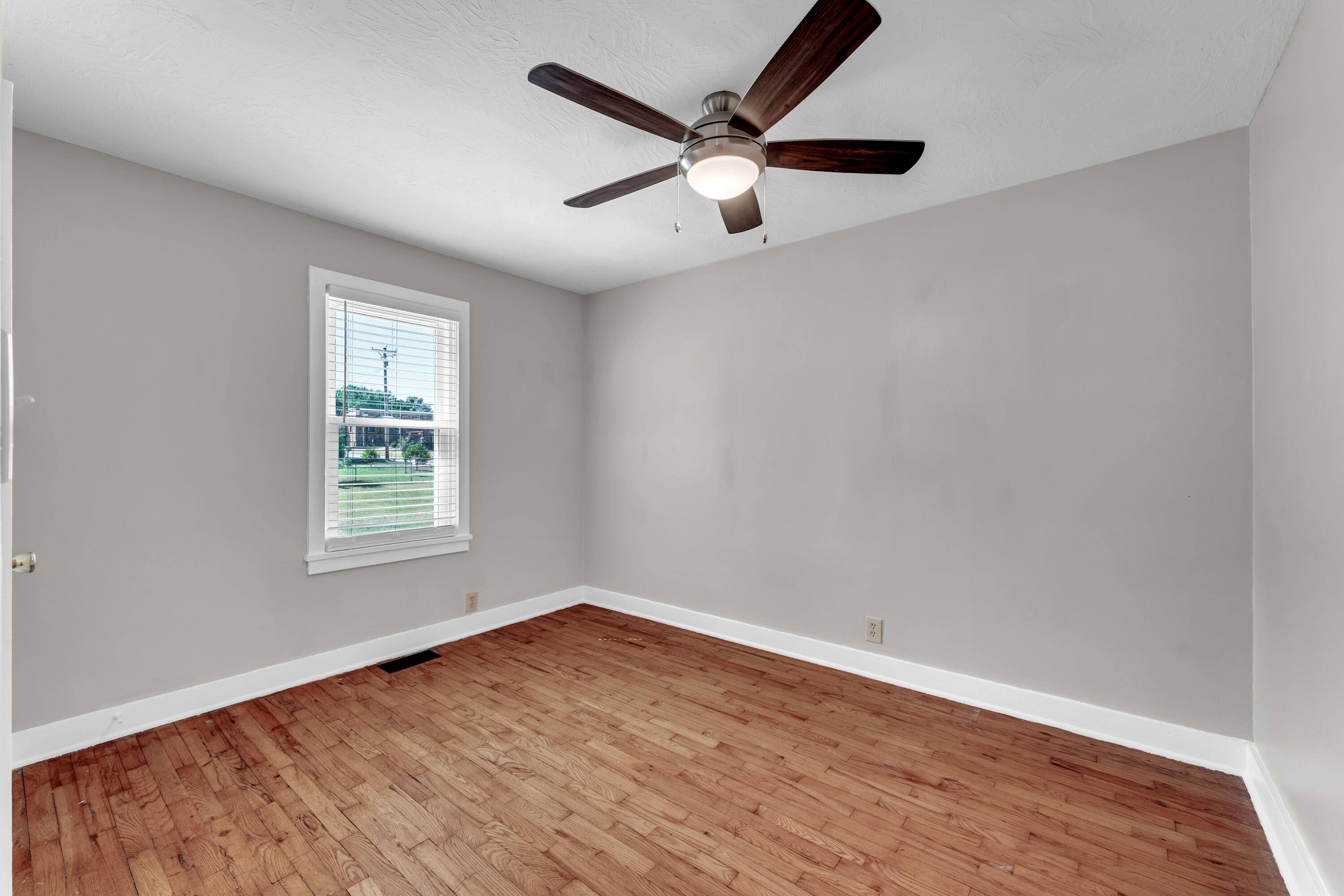 106 East Mount Vernon Road Property Photo 21