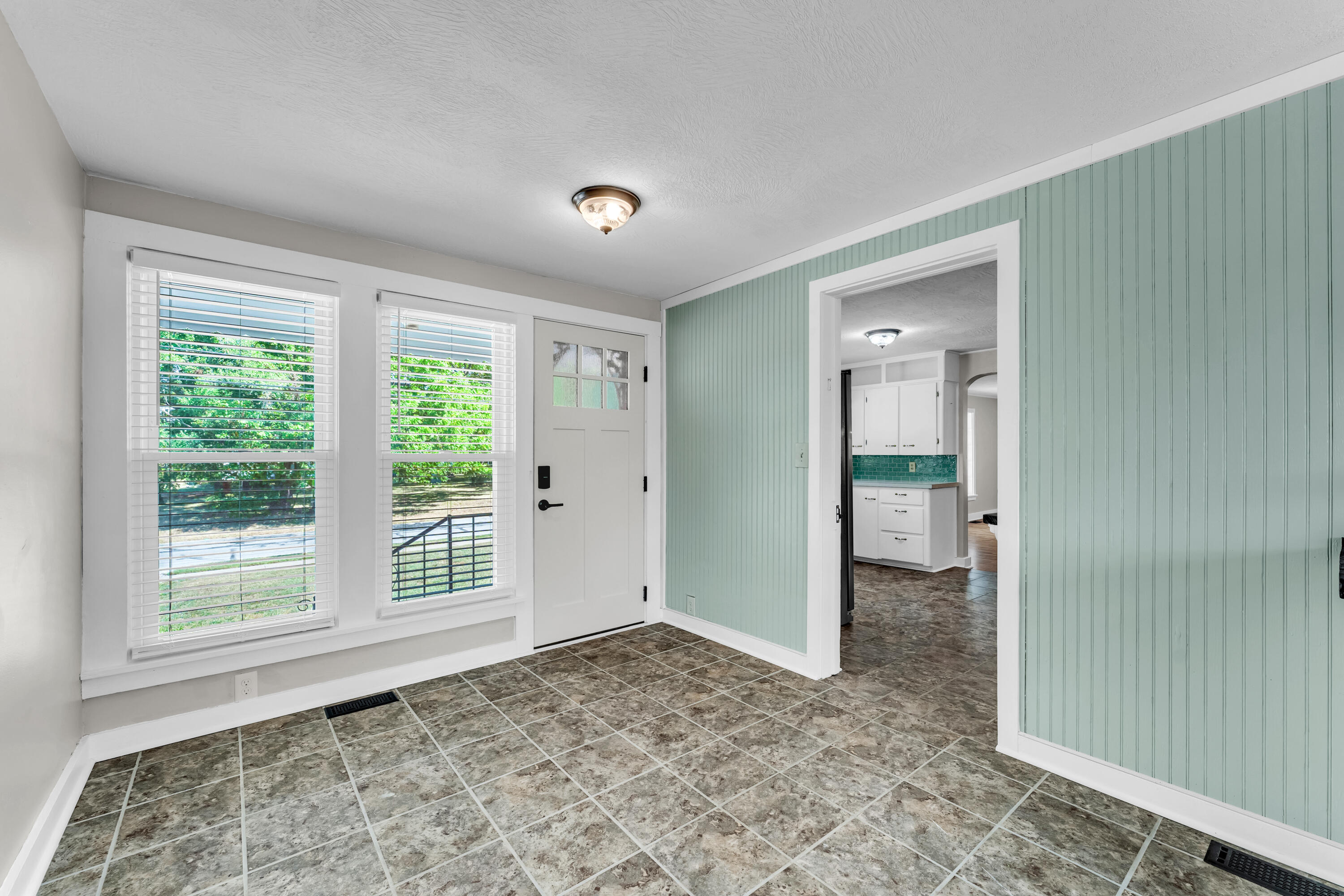 106 East Mount Vernon Road Property Photo 26