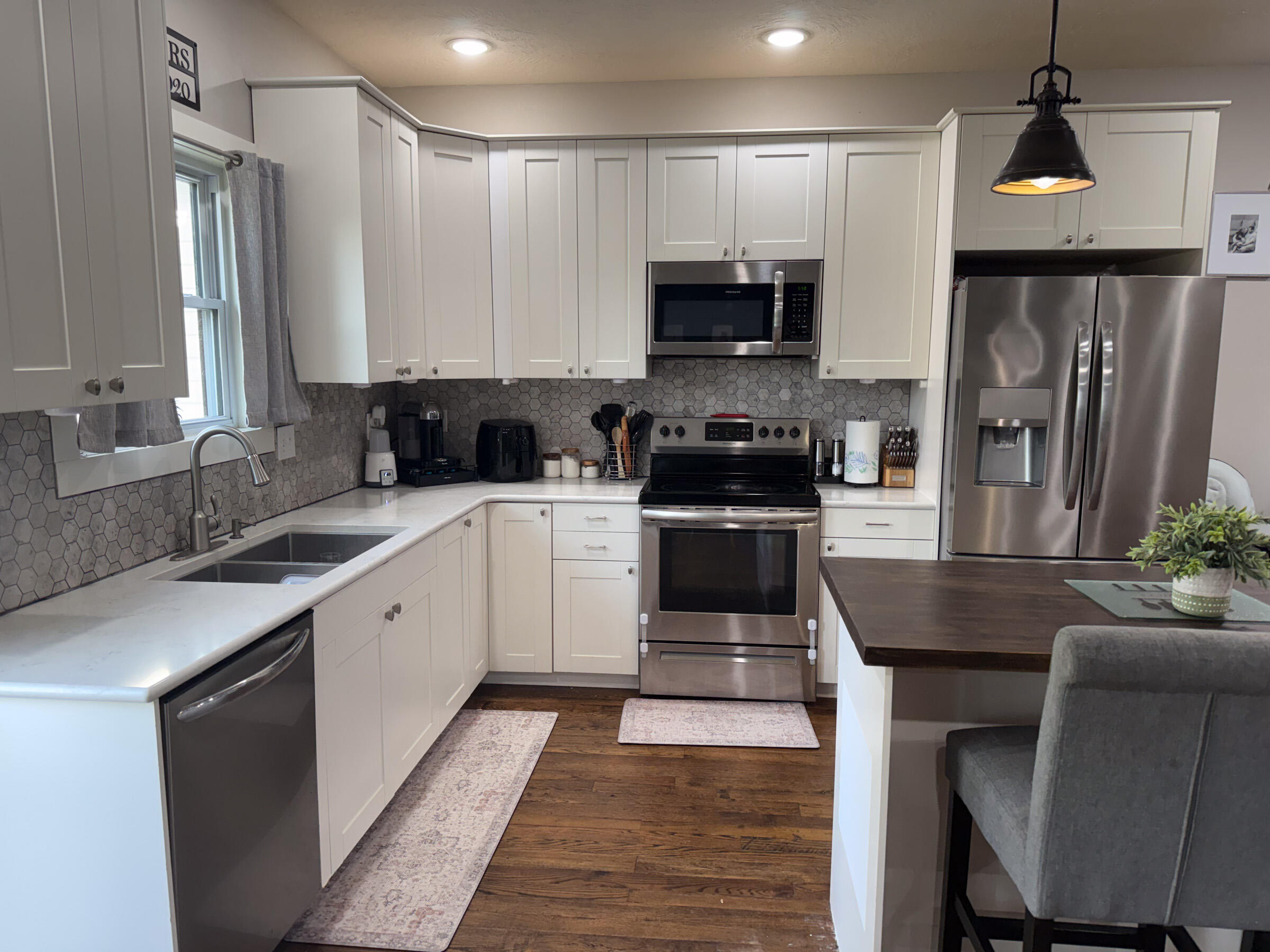 421 Ira Drive Property Photo 10