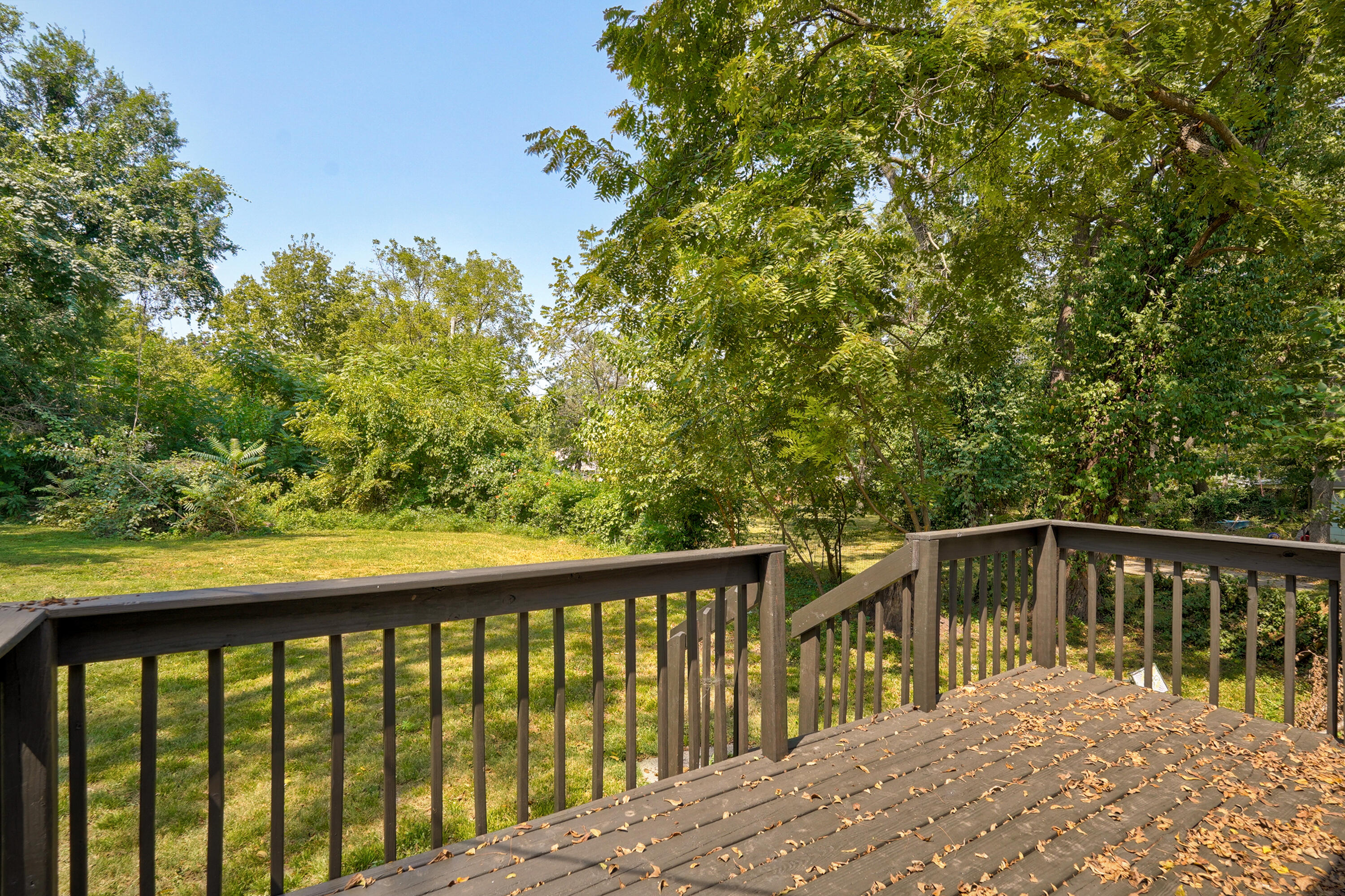 2015 North Benton Avenue Property Photo 13