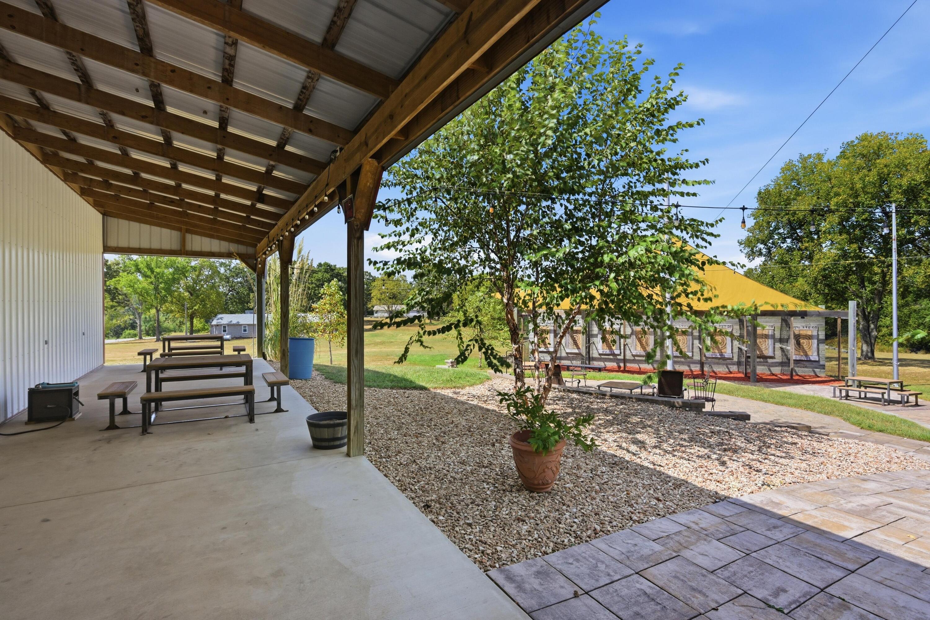 7837 Gateway Drive Property Photo 41