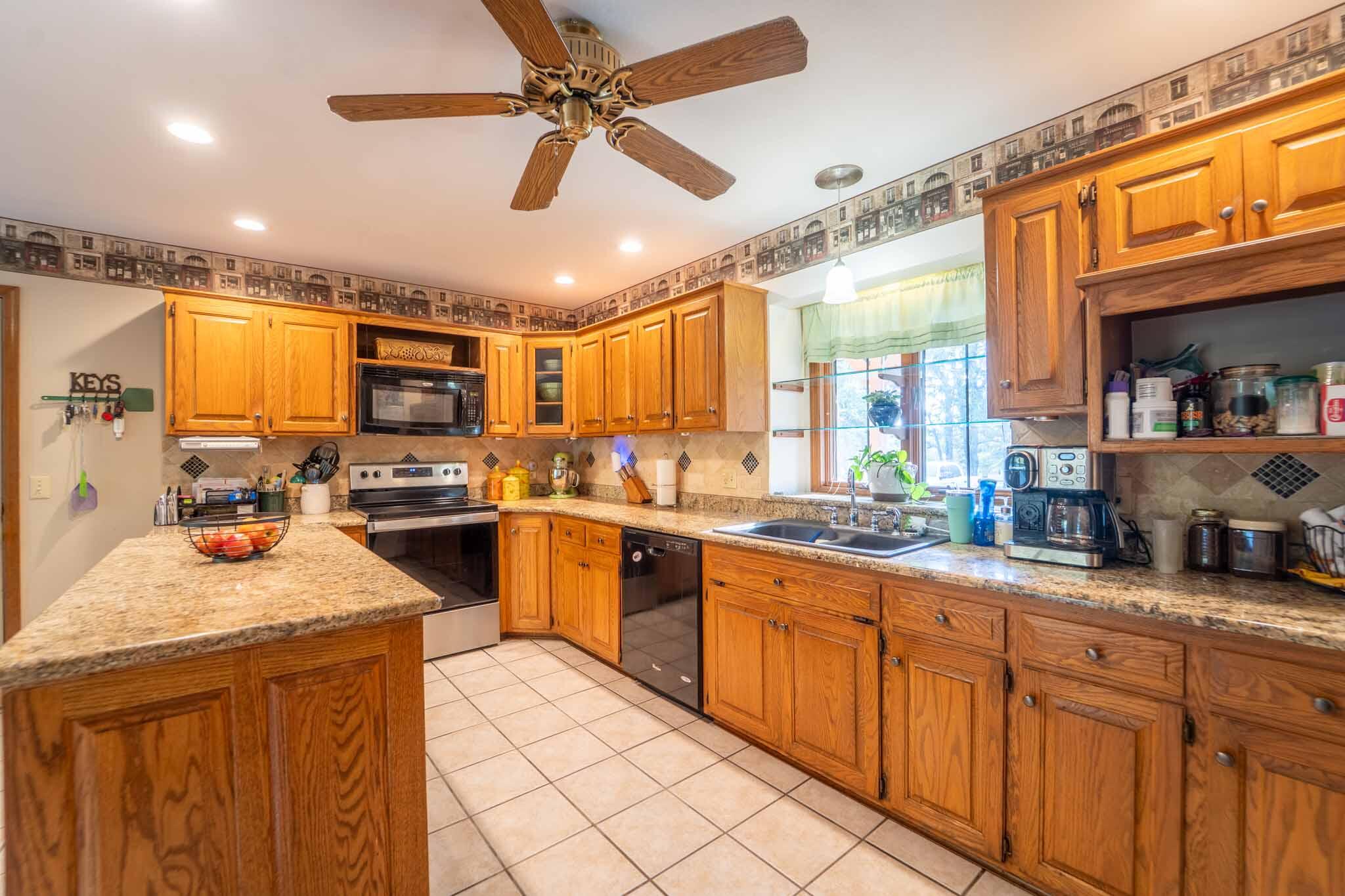 6337 South Farm Road 31 Property Photo 18