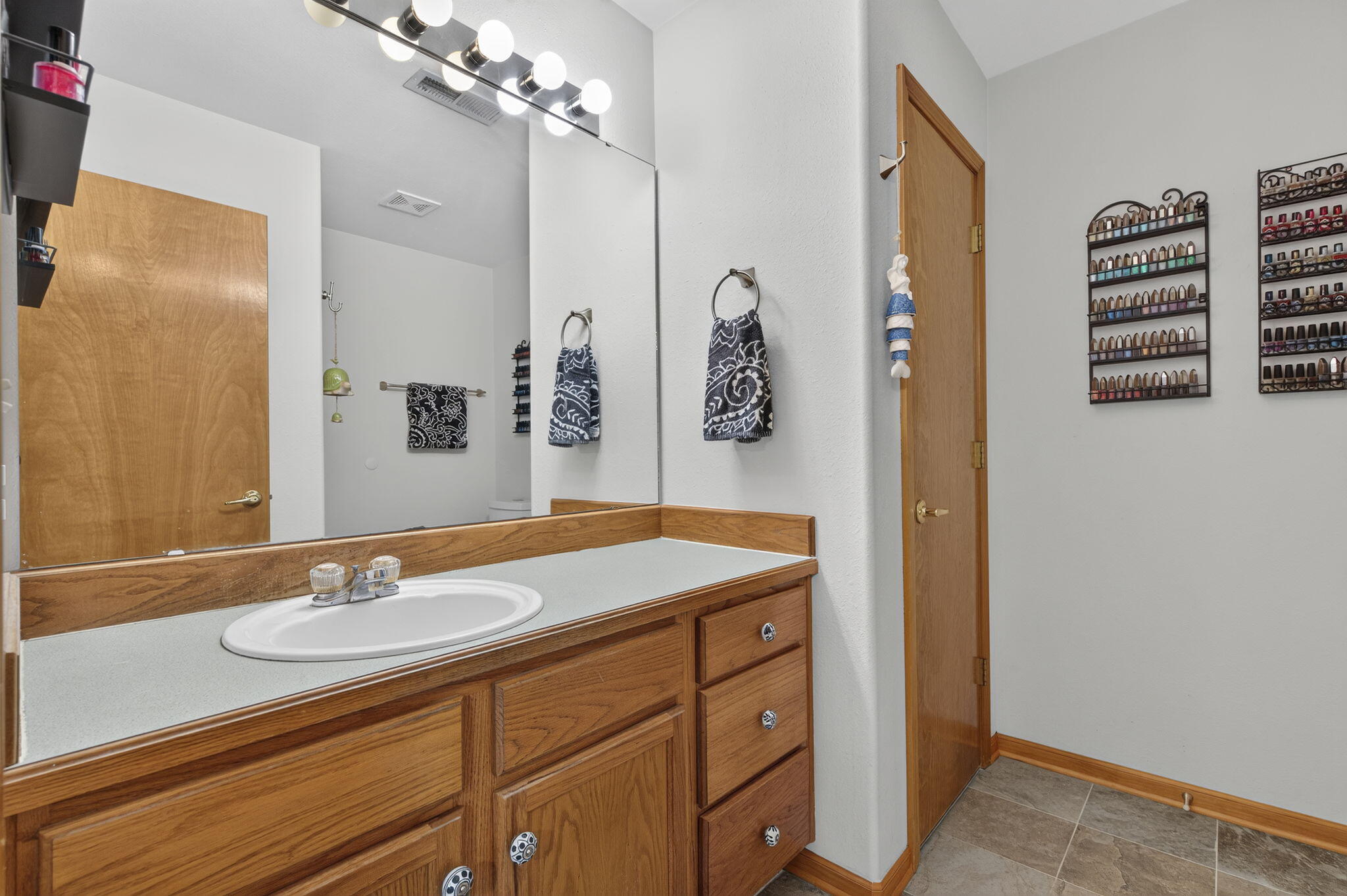 236 North Catamount Boulevard Property Photo 43