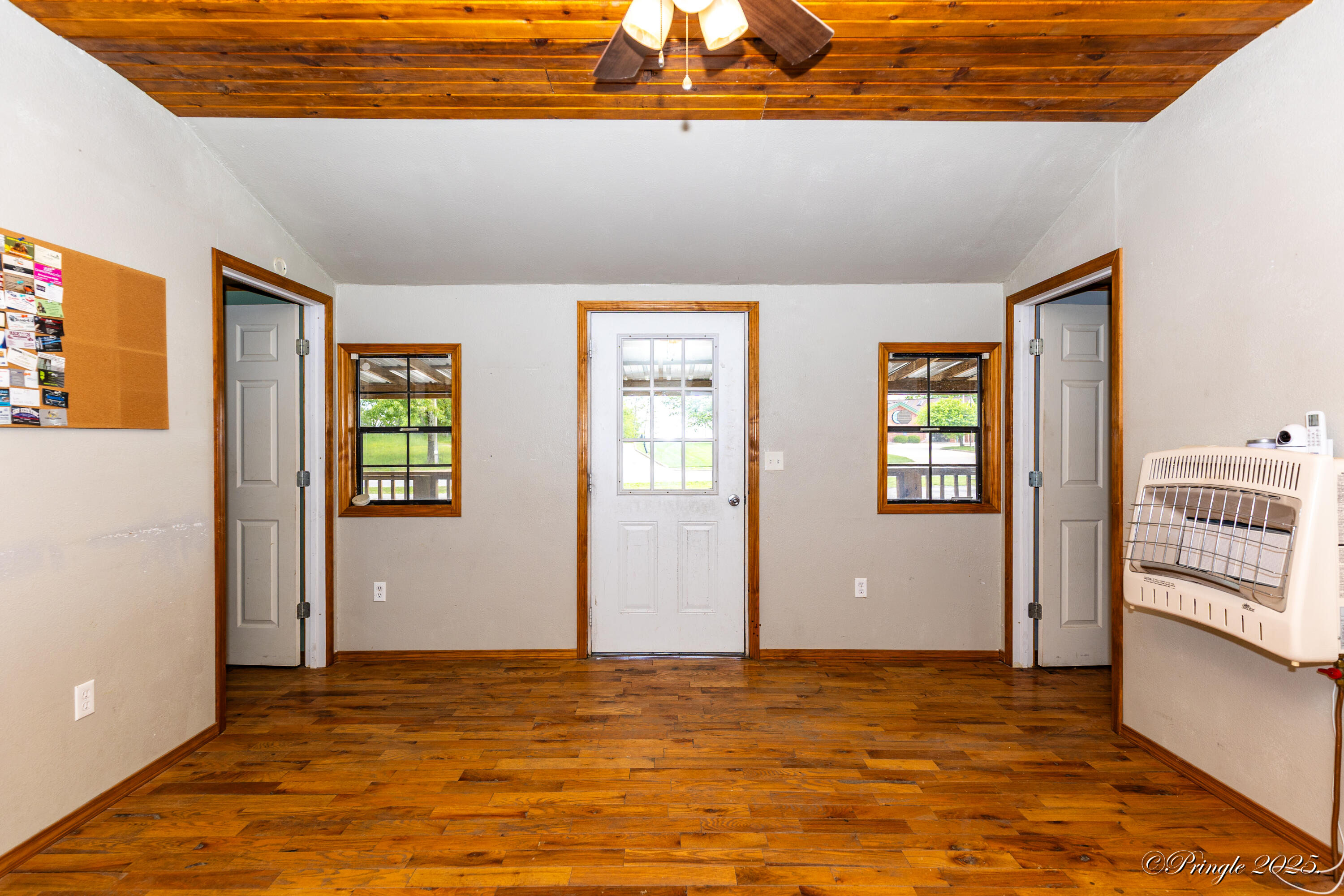 959 Preacher Roe Boulevard Property Photo 12