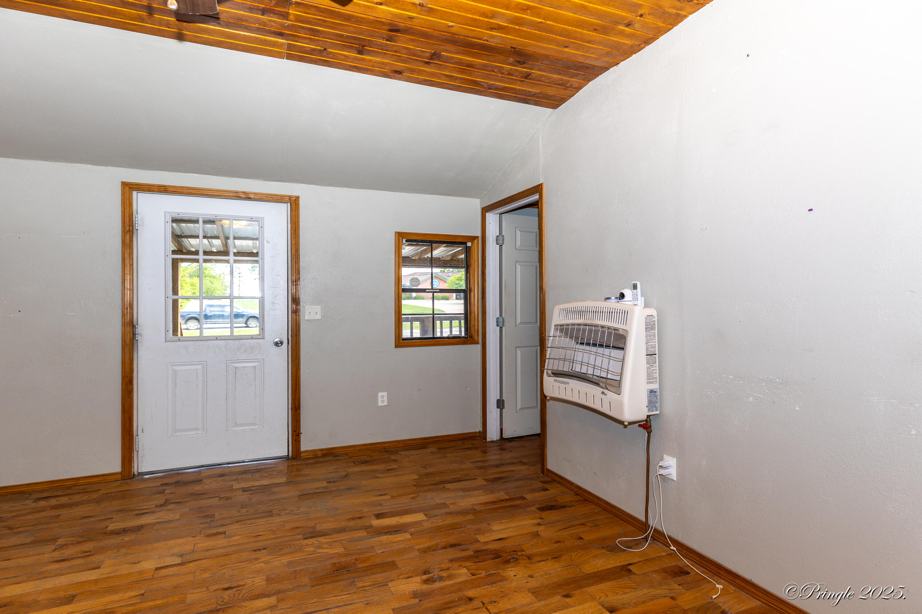 959 Preacher Roe Boulevard Property Photo 17