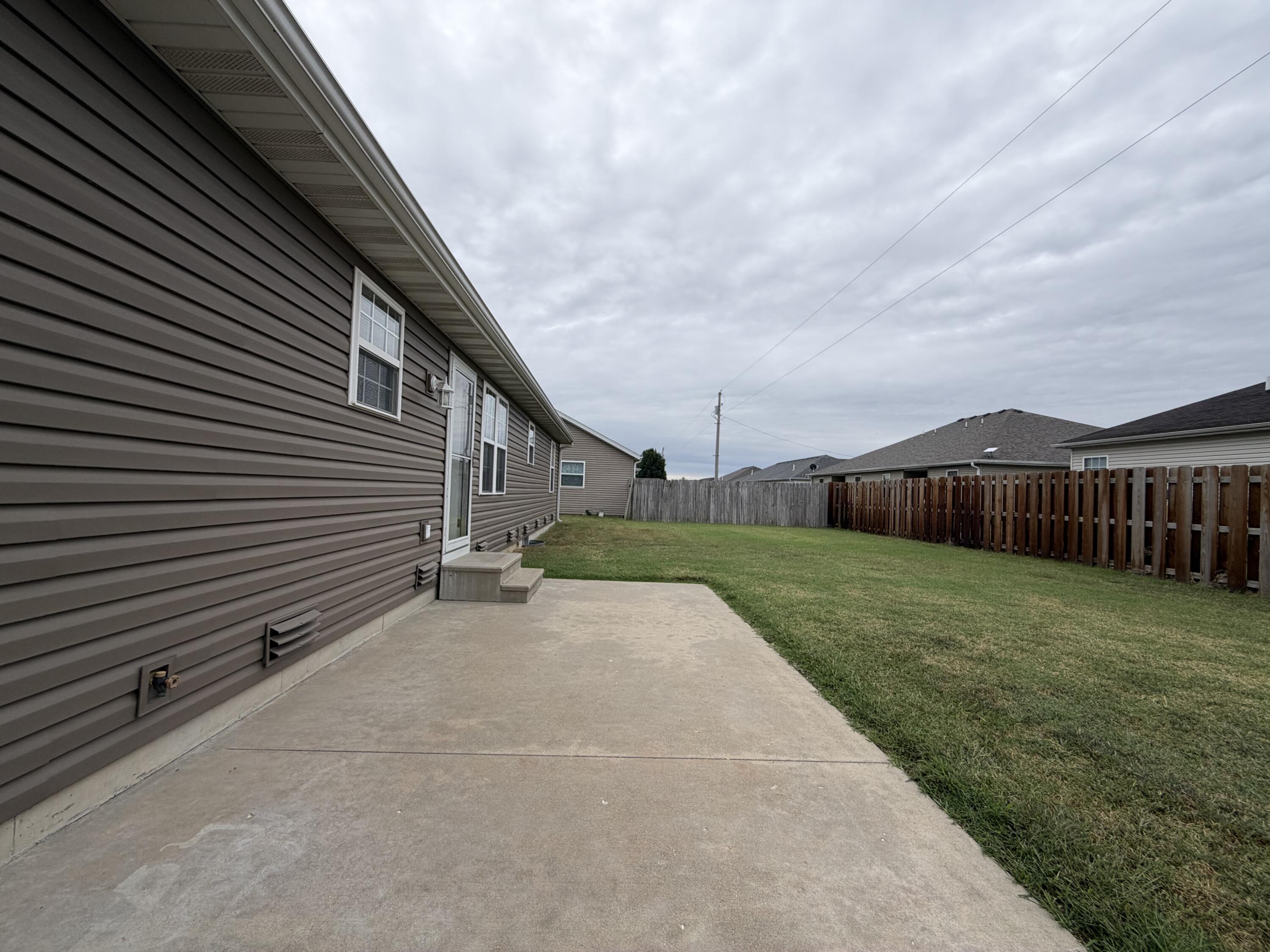 820 West Stewart Street Property Photo 40