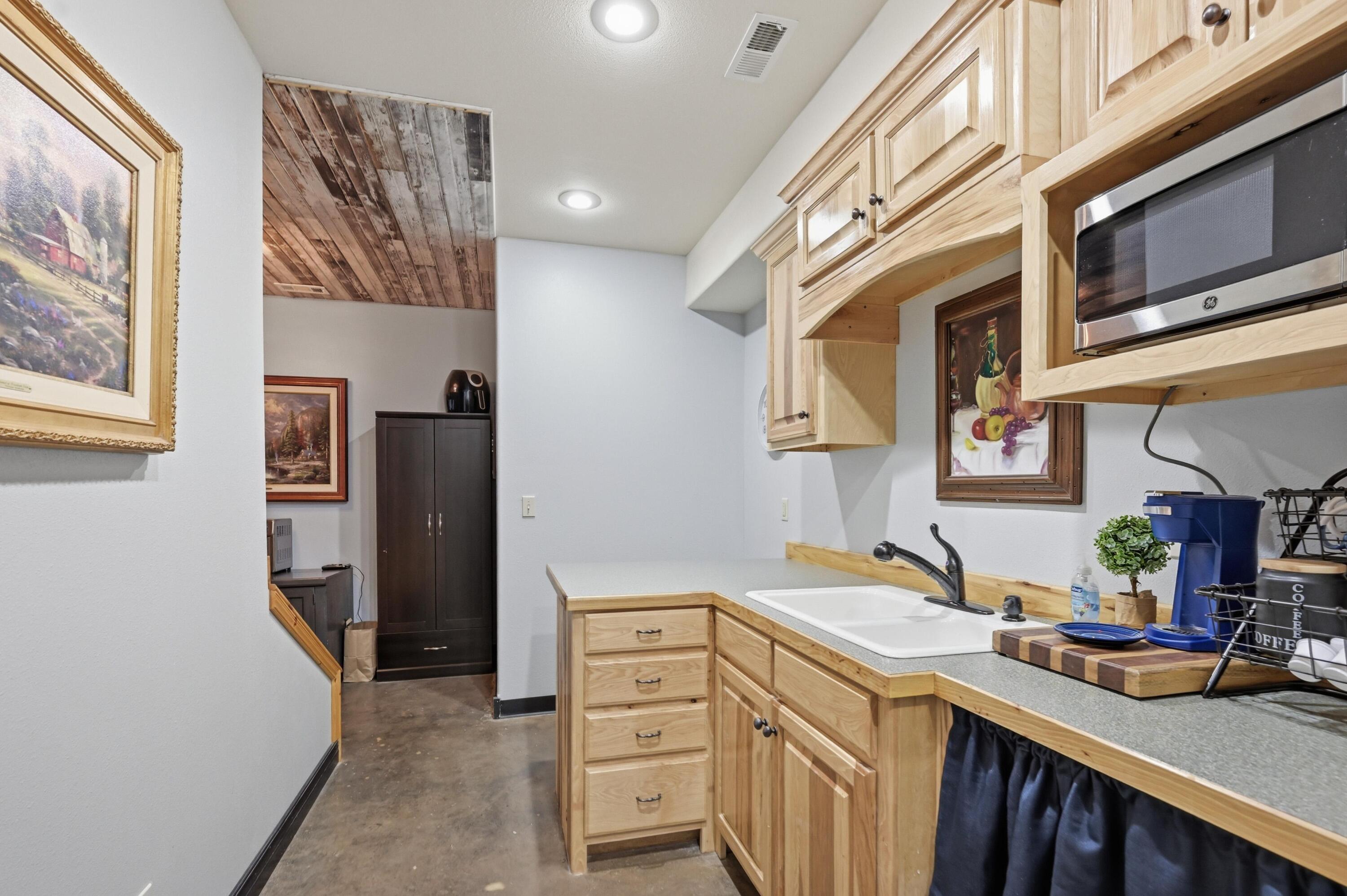 4586 West Fountain Road Property Photo 64