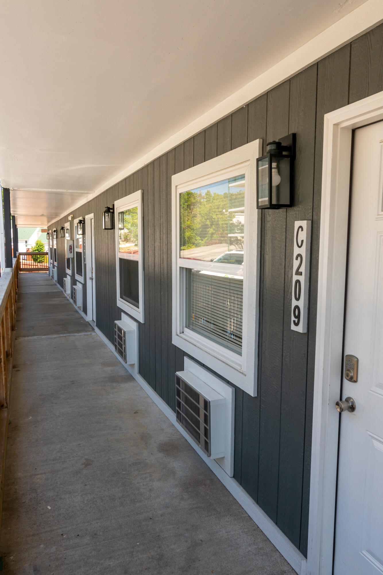 450 State Highway 165 Property Photo 6