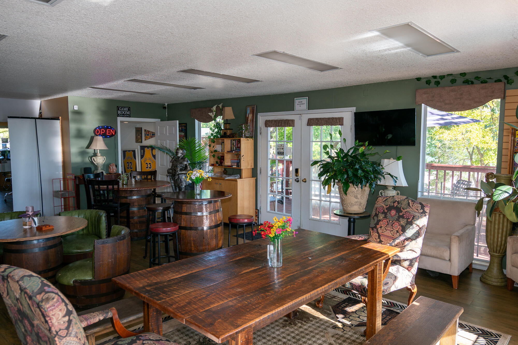 450 State Highway 165 Property Photo 11