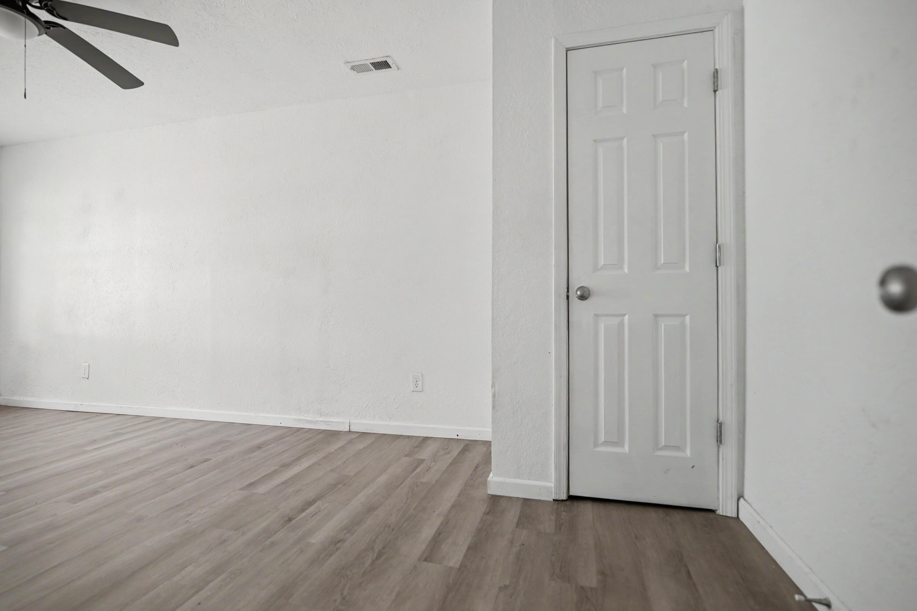 1830 East Monroe Terrace Property Photo 20