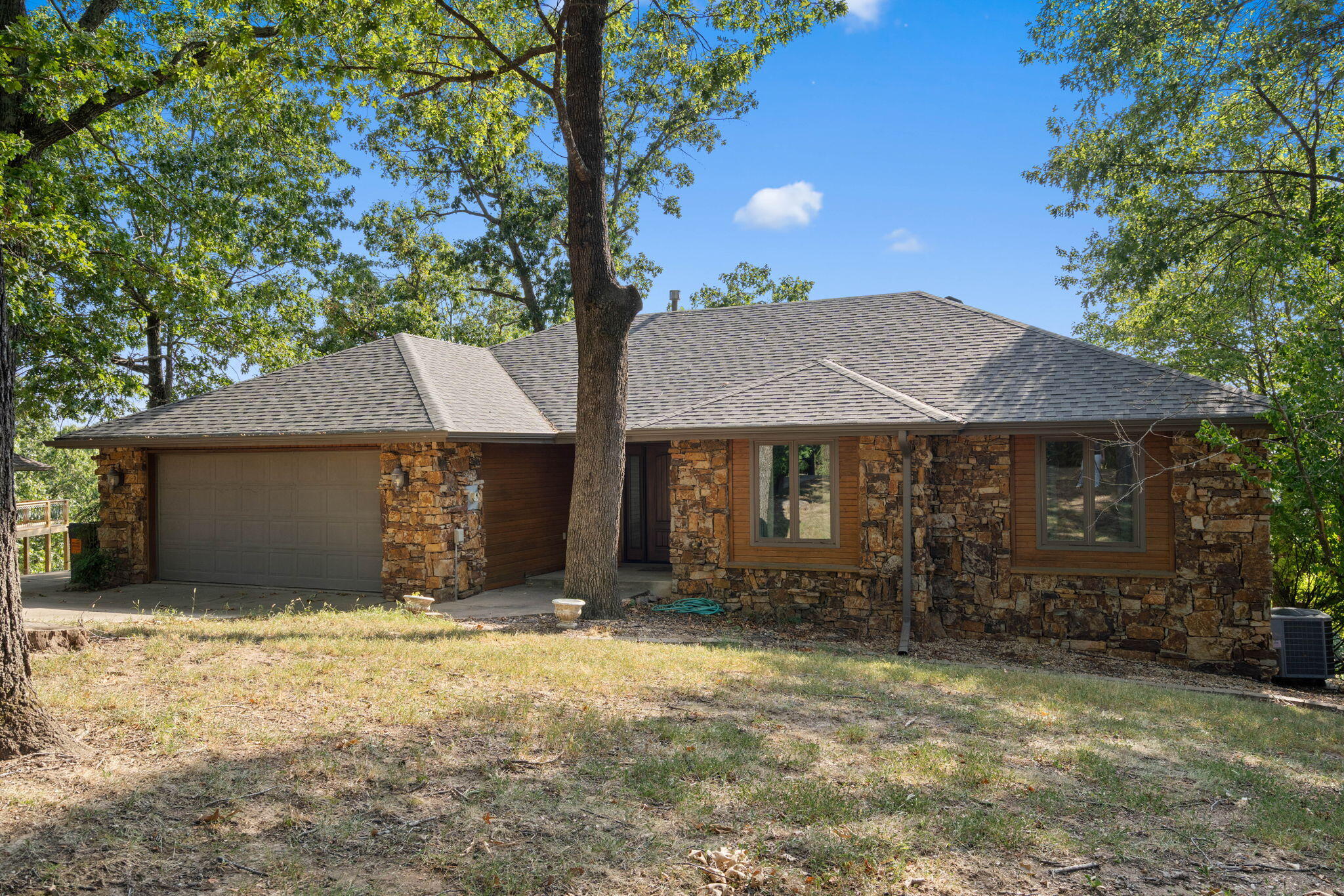 39 White Oak Estates Road Property Photo 3