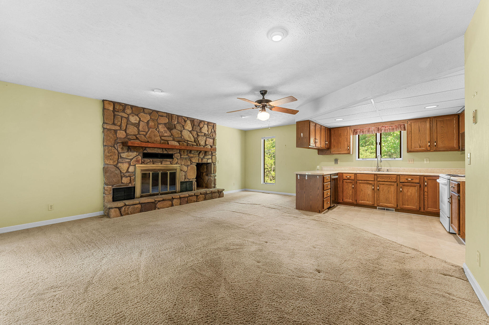 24 Wildwood Lane Property Photo 8