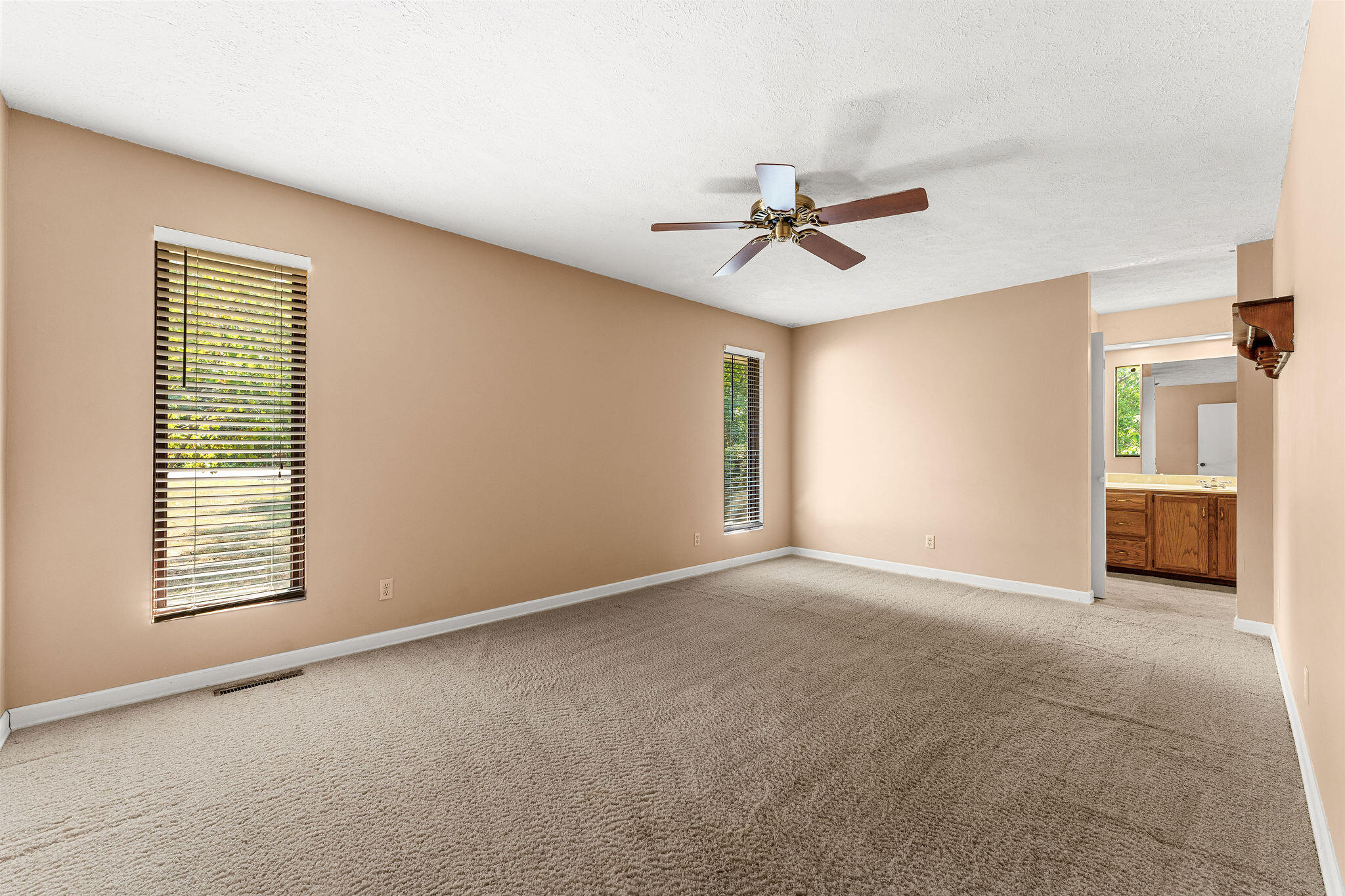 24 Wildwood Lane Property Photo 16