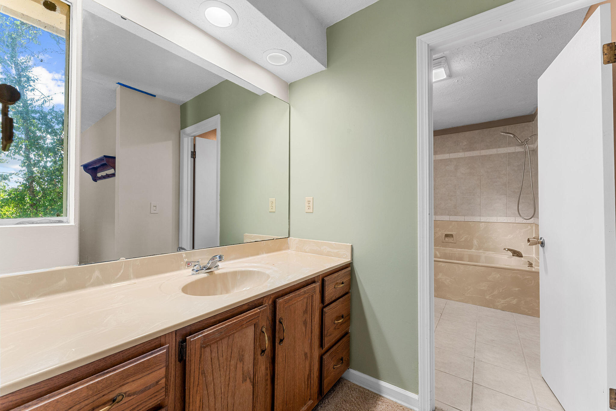 24 Wildwood Lane Property Photo 17