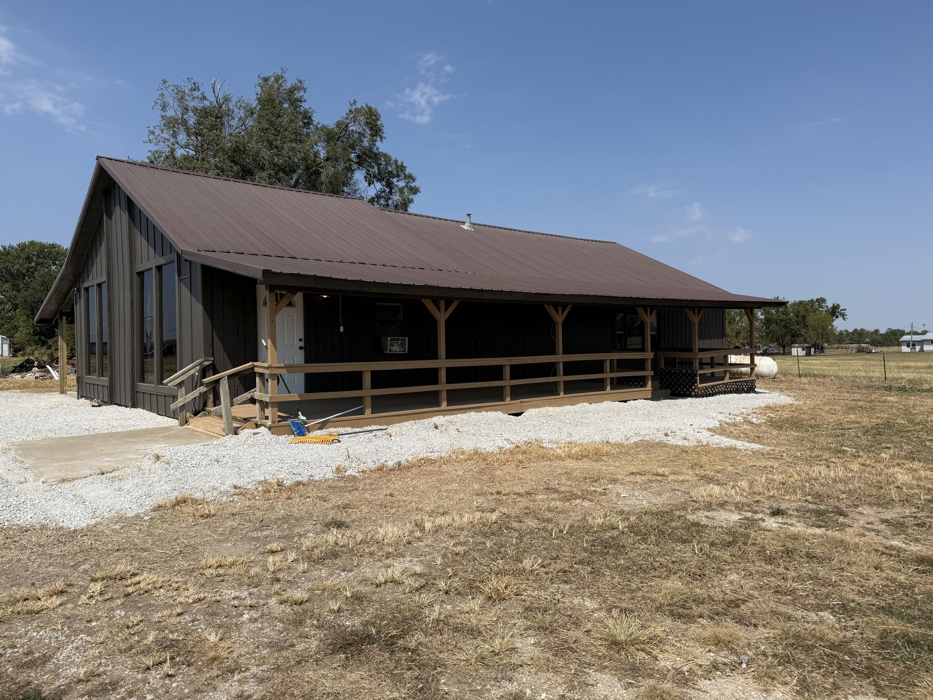 327 Fothergill Lane Property Photo 2