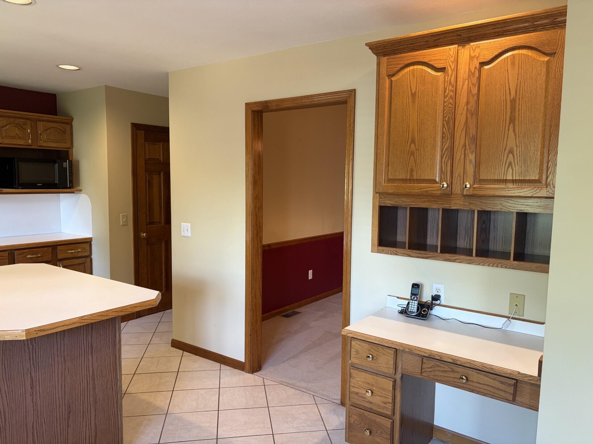 1099 East Nottingham Lane Property Photo 14