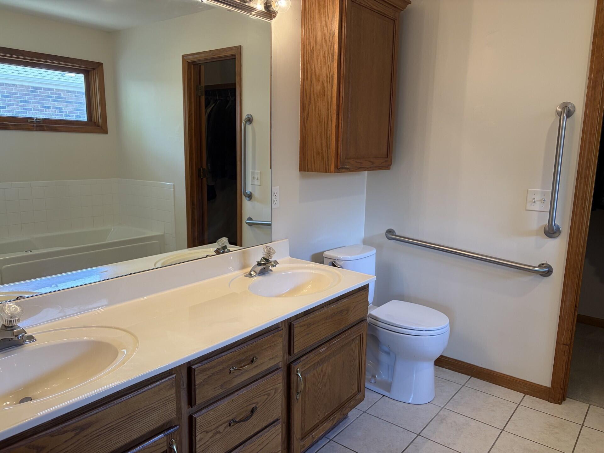 1099 East Nottingham Lane Property Photo 19