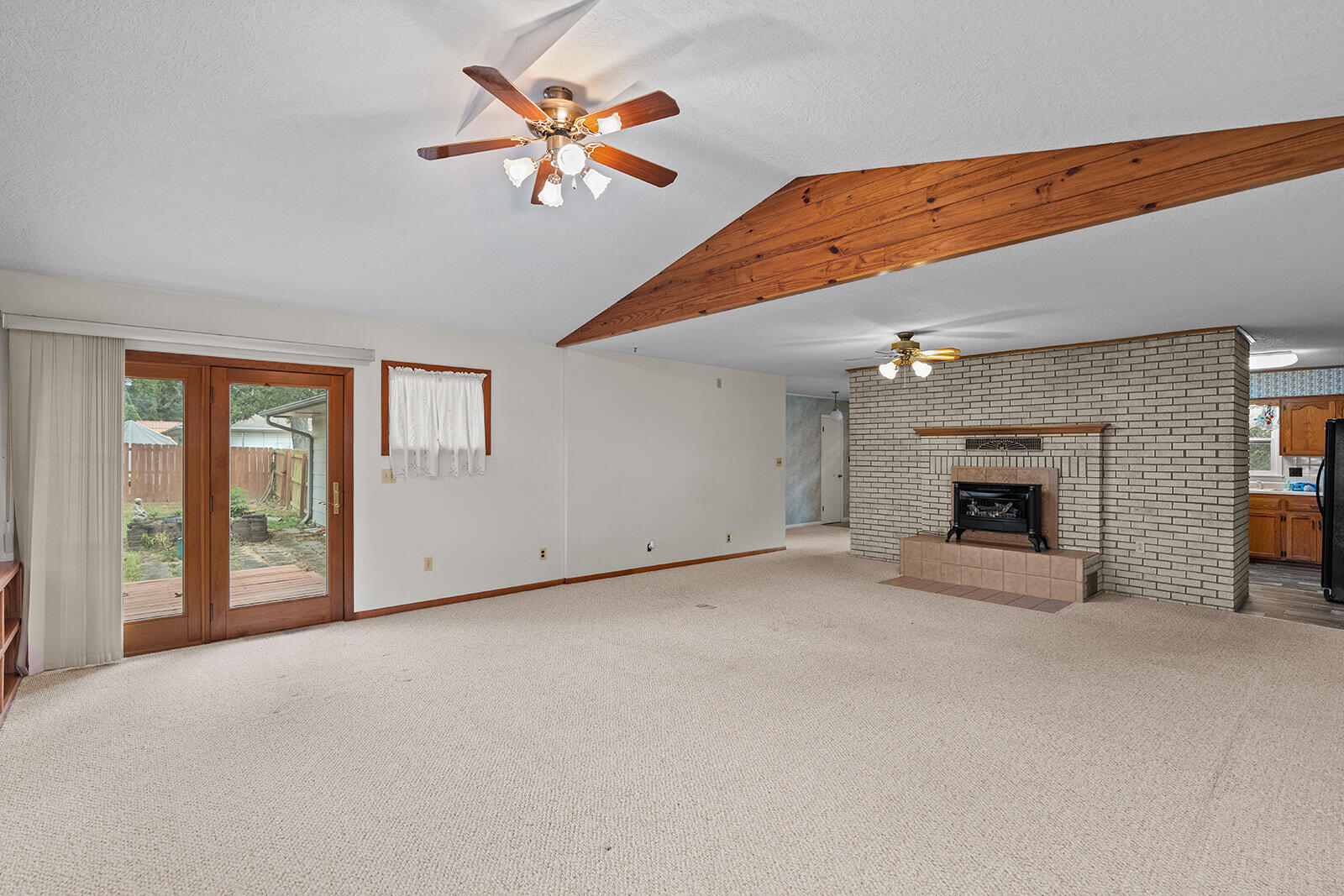 521 East Fremont Road Property Photo 14