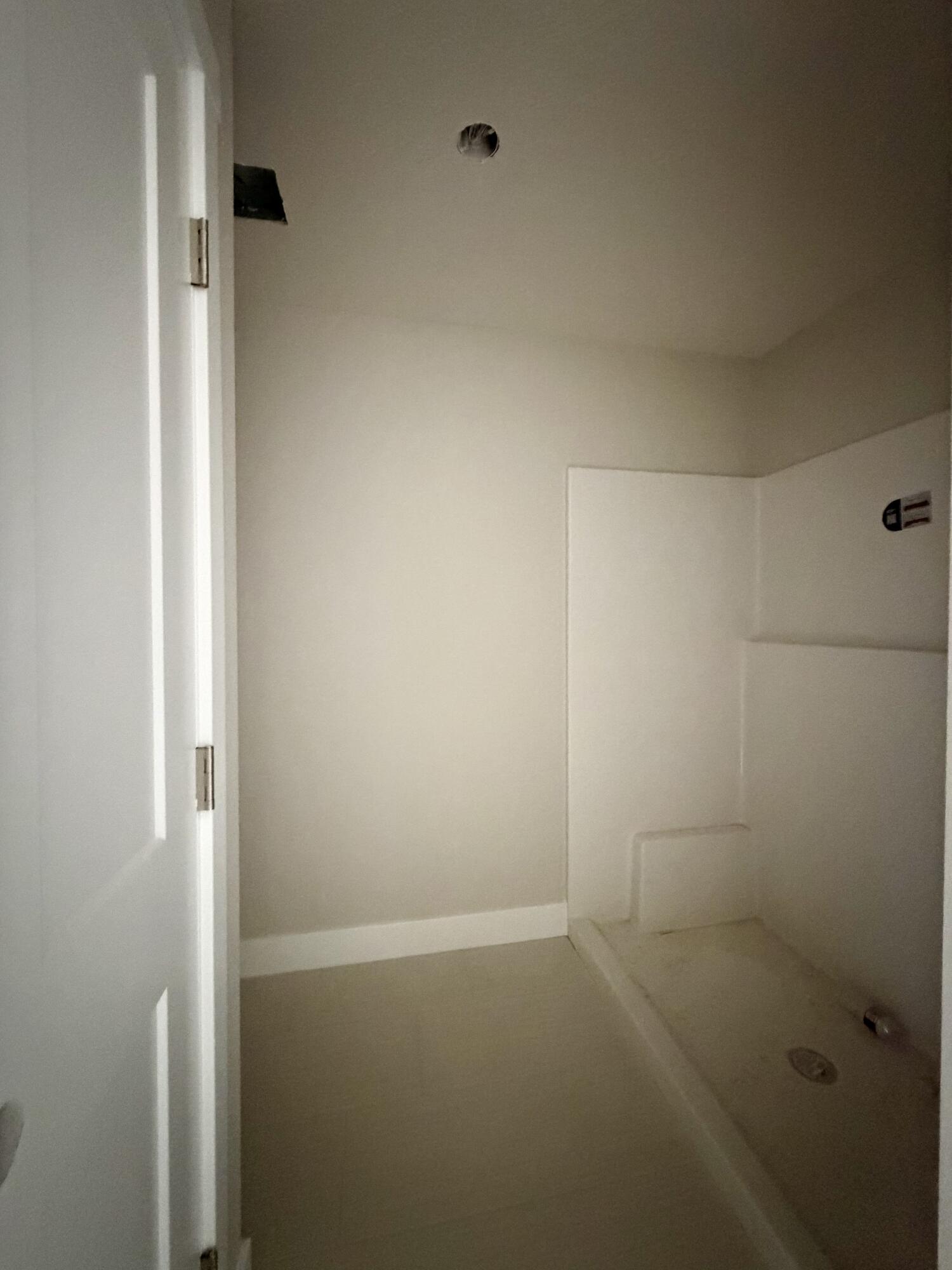 2612 West Pigeon Drive Property Photo 8