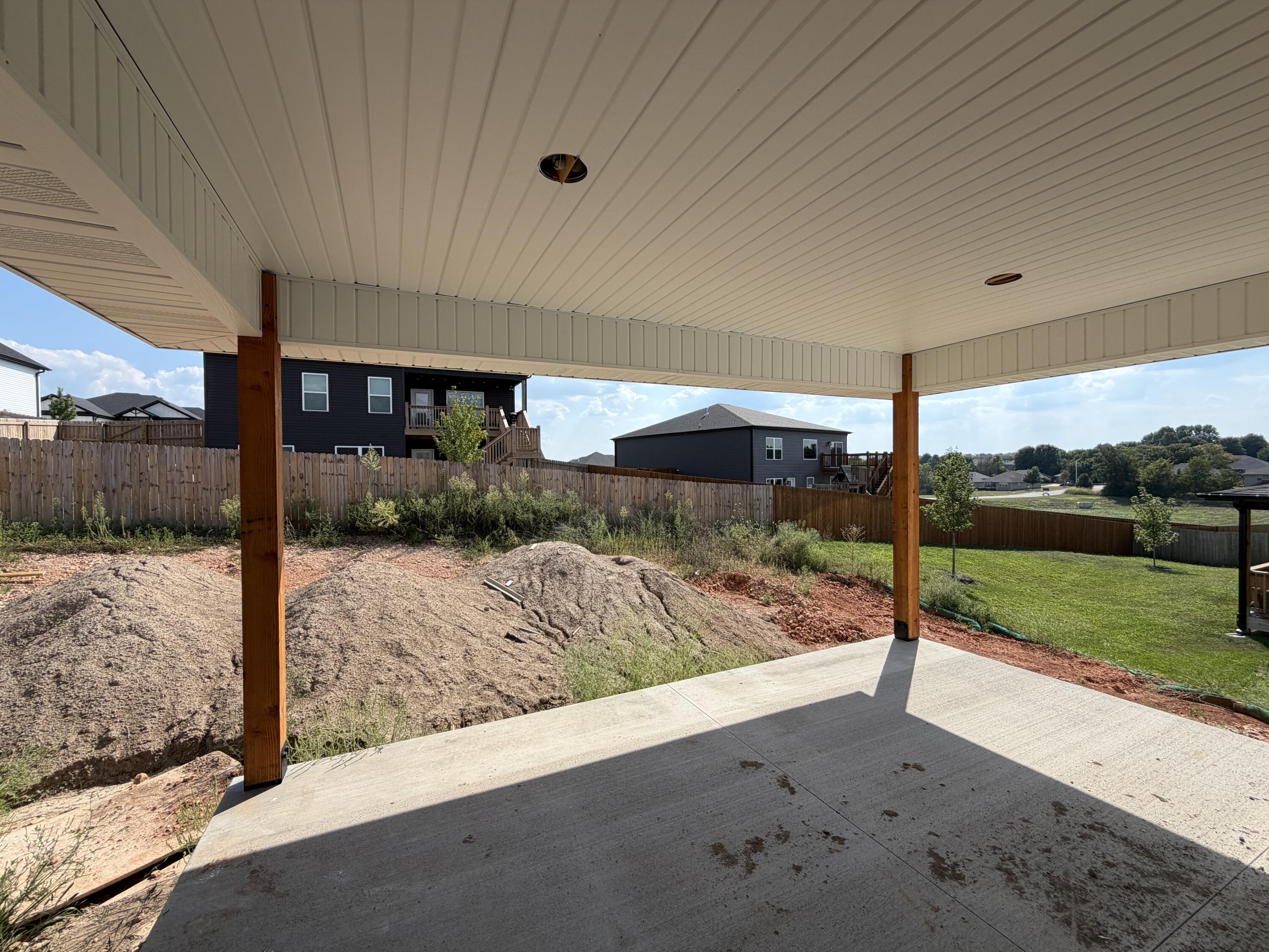 2612 West Pigeon Drive Property Photo 14
